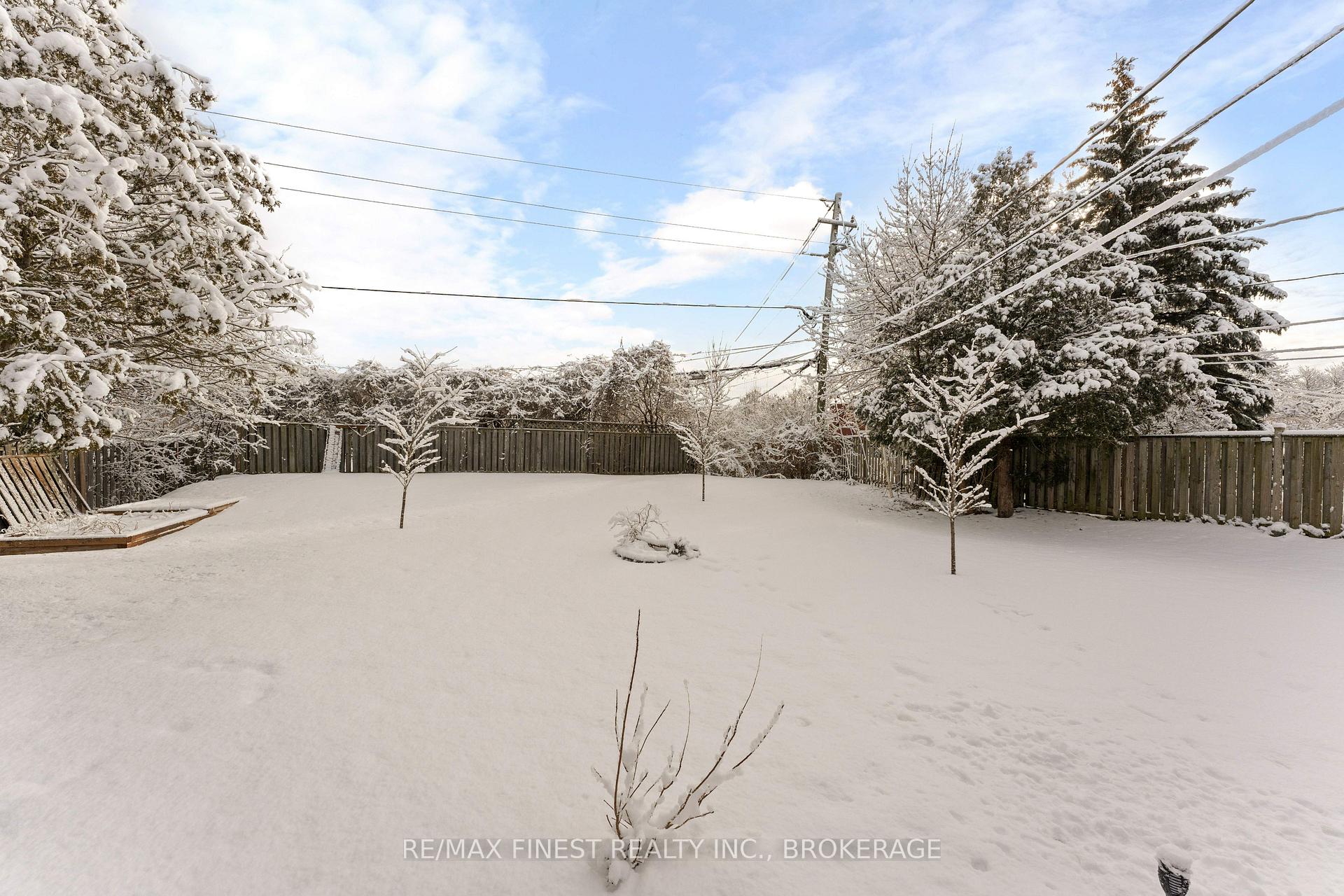 Photo 36 of 111 Manitou Crescent, Loyalist, Amherstview — HOMEH