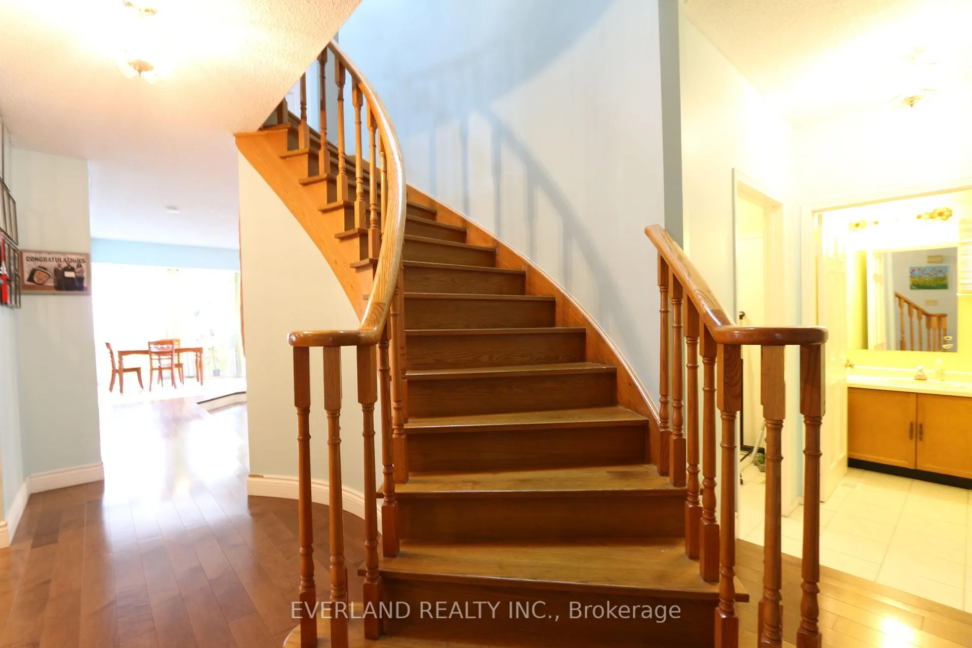 Photo 18 of 28 Bauer Crescent, Markham, Unionville — HOMEH