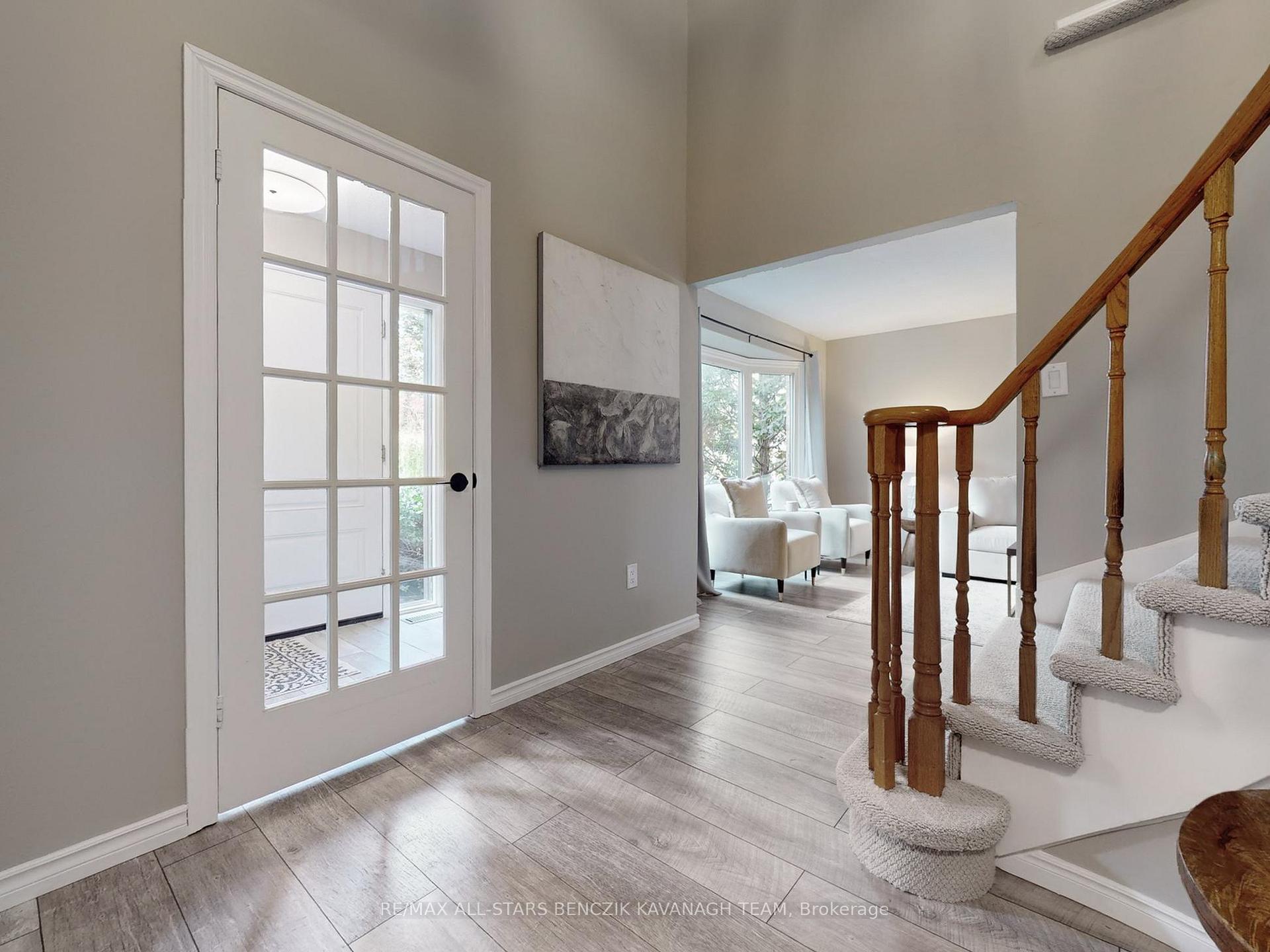 Photo 15 of 27 Grove Road, Markham, Markham Village — HOMEH