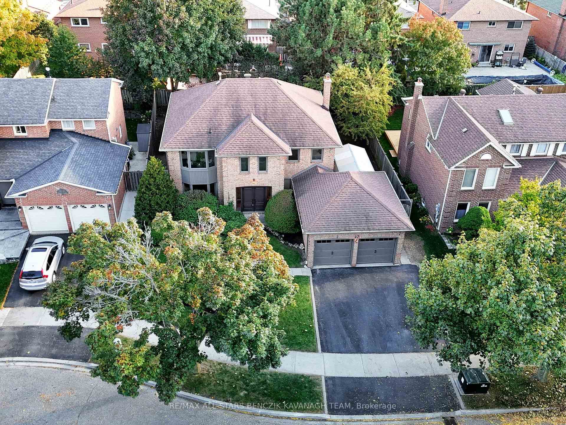 Photo 27 of 27 Grove Road, Markham, Markham Village — HOMEH