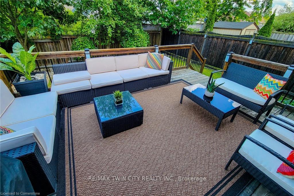 Photo 25 of 565 Isaiah Crescent, Kitchener — HOMEH