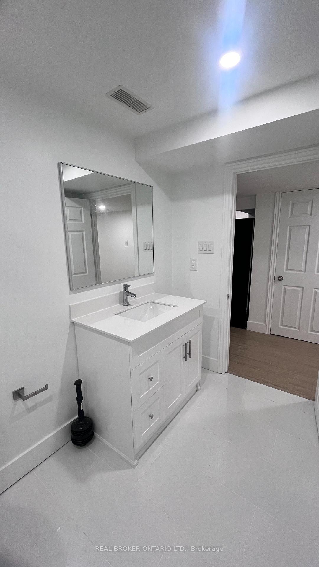 Photo 19 of 8 Rainsford Road, Markham, Raymerville — HOMEH