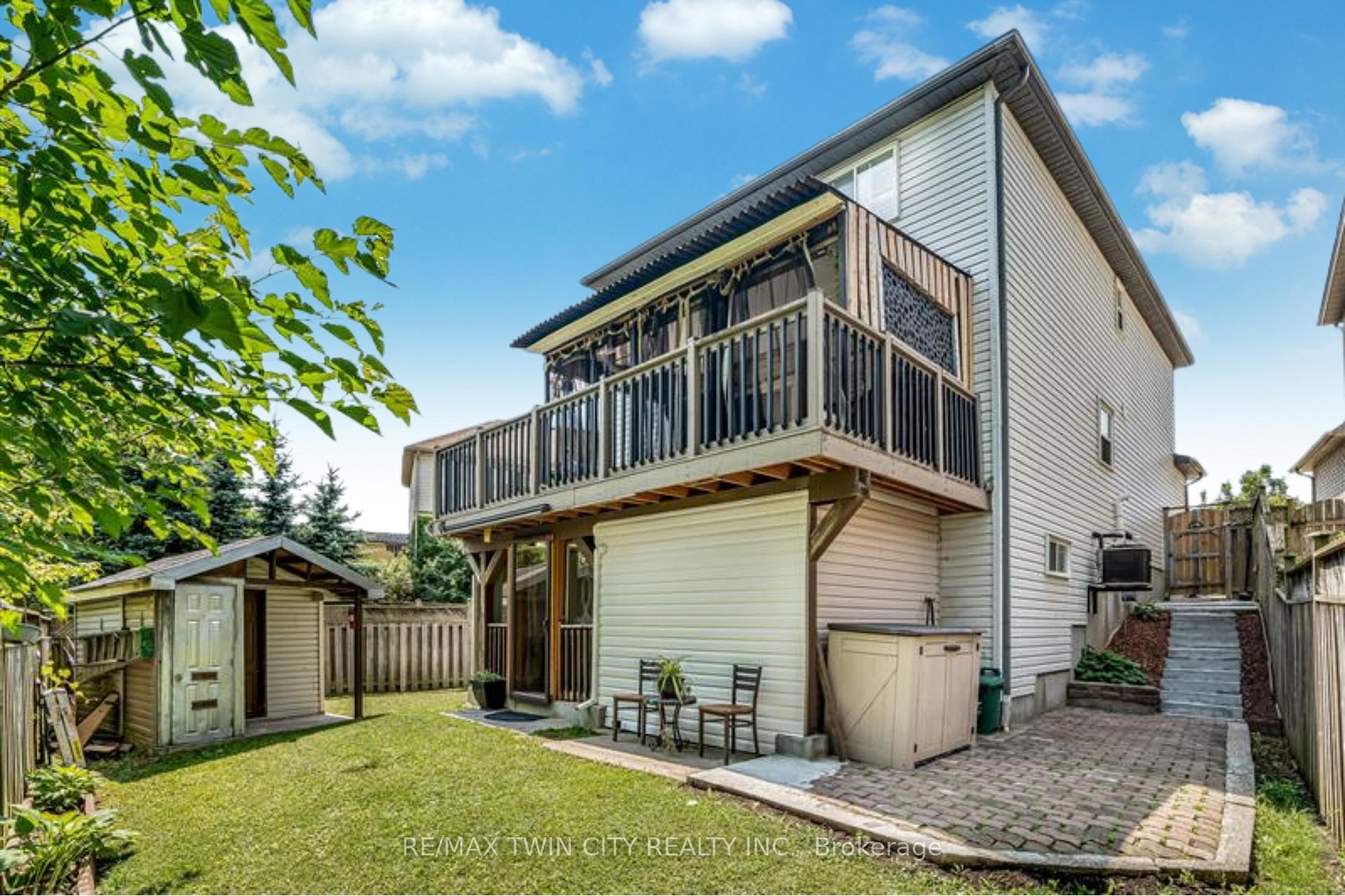 Photo 1 of 30 Everglade Crescent, Kitchener — HOMEH