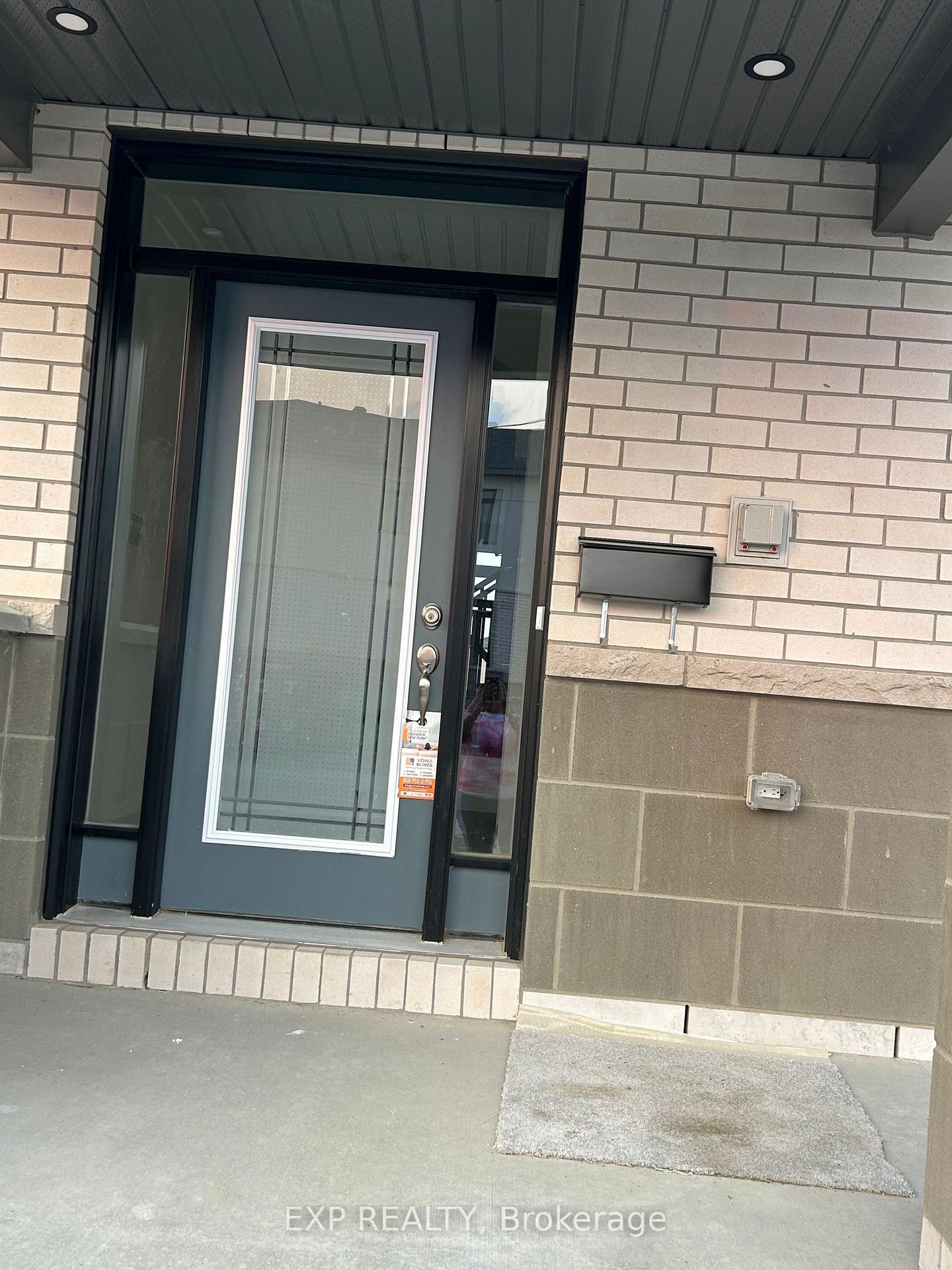 Photo 2 of 307 Monticello Avenue, Ottawa, Kanata - Emerald Meadows/Trailwest — HOMEH