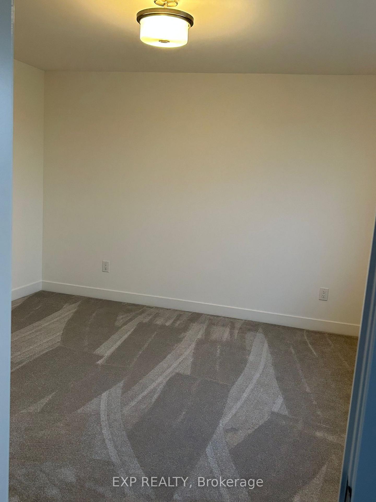 Photo 12 of 307 Monticello Avenue, Ottawa, Kanata - Emerald Meadows/Trailwest — HOMEH