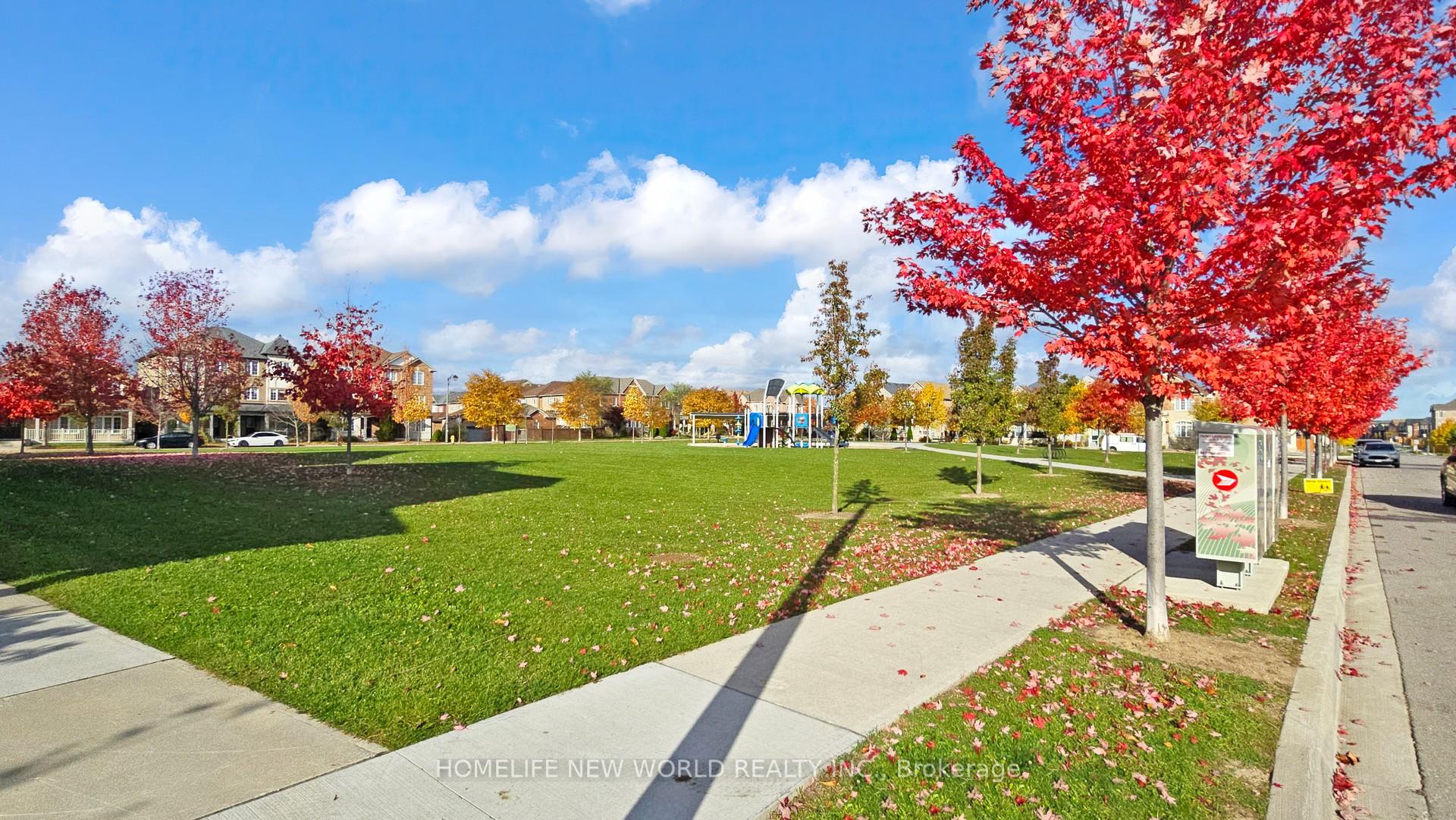 Photo 5 of 10 Elphee Lane, Markham, Cornell — HOMEH