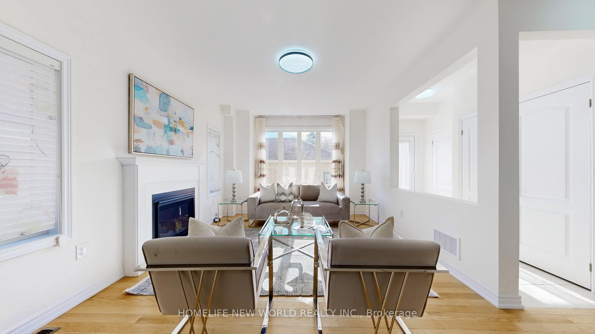 Photo 14 of 10 Elphee Lane, Markham, Cornell — HOMEH