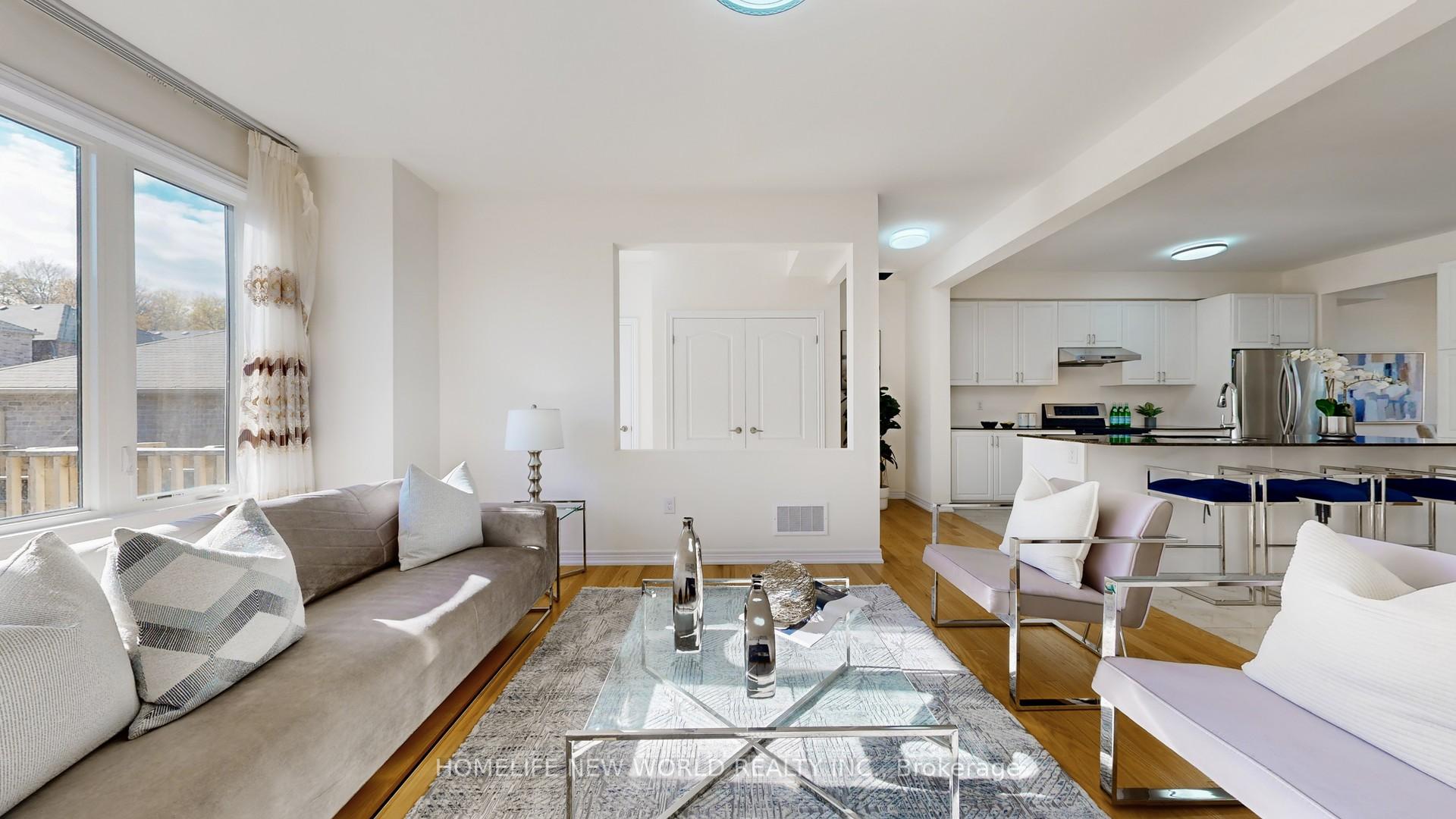 Photo 15 of 10 Elphee Lane, Markham, Cornell — HOMEH
