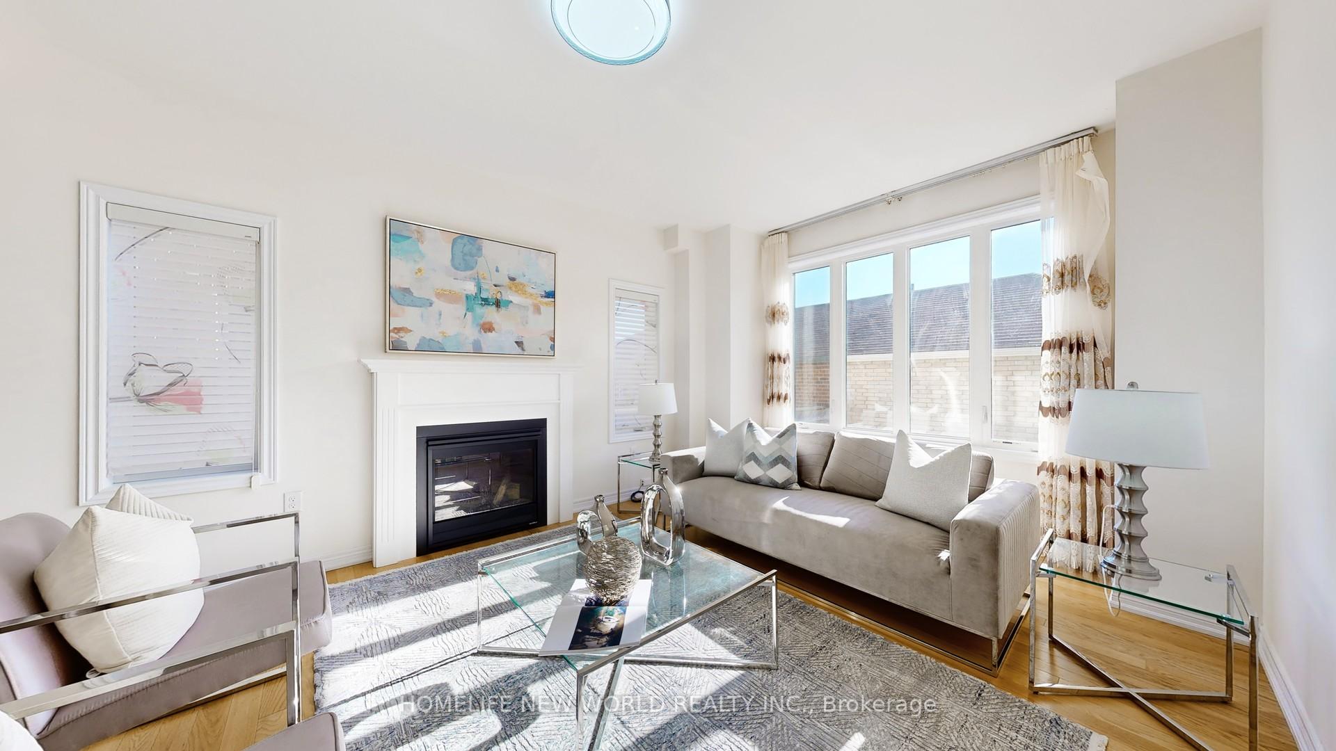 Photo 19 of 10 Elphee Lane, Markham, Cornell — HOMEH