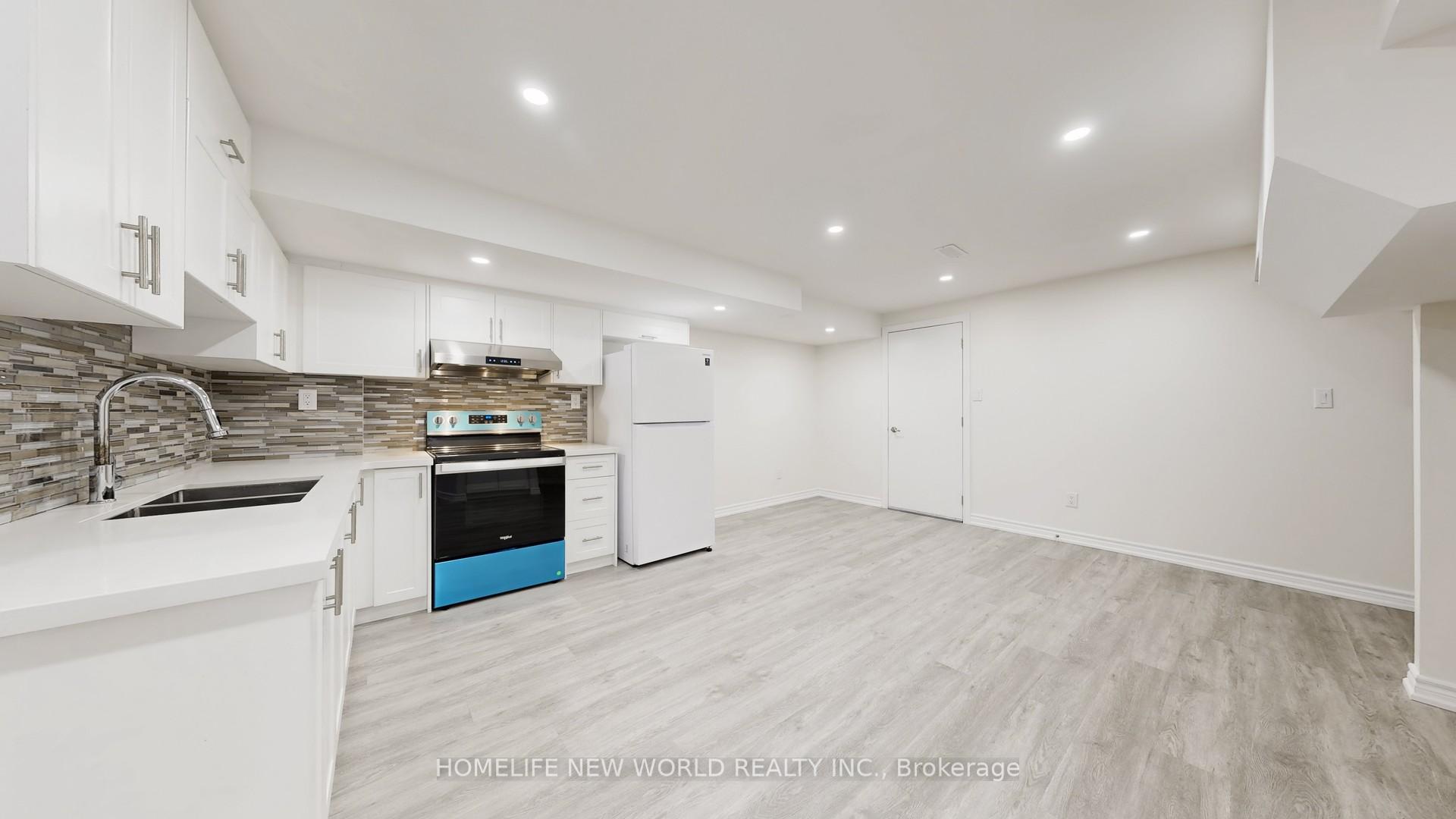 Photo 39 of 10 Elphee Lane, Markham, Cornell — HOMEH
