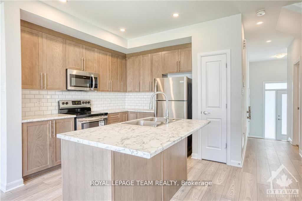 Photo 8 of 129 Natare Place, Ottawa, Kanata - Kanata Lakes/Heritage Hills — HOMEH