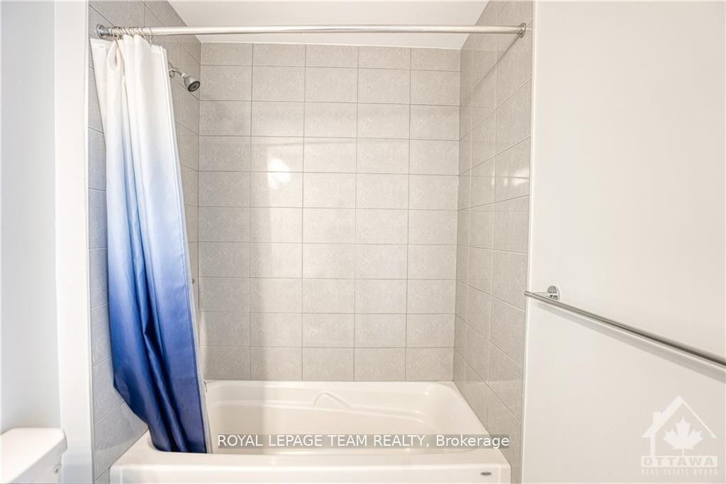 Photo 19 of 129 Natare Place, Ottawa, Kanata - Kanata Lakes/Heritage Hills — HOMEH
