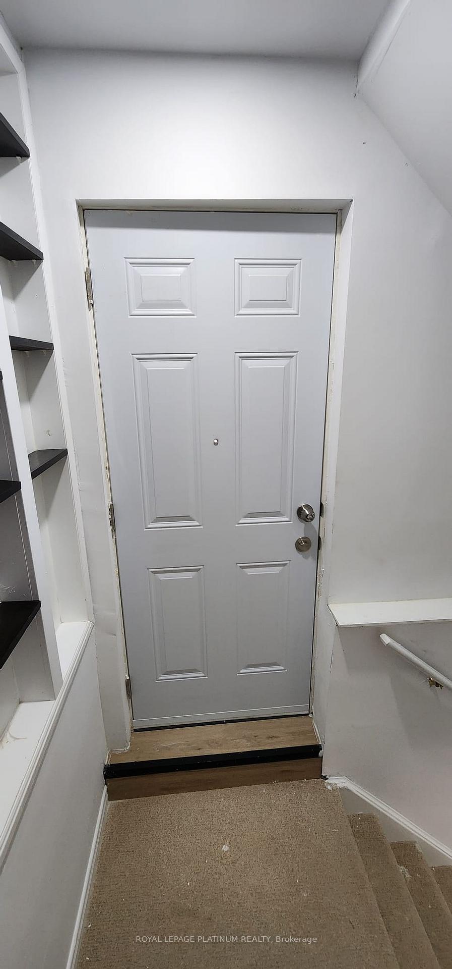 Photo 3 of 617 Windflower Crescent, Kitchener — HOMEH