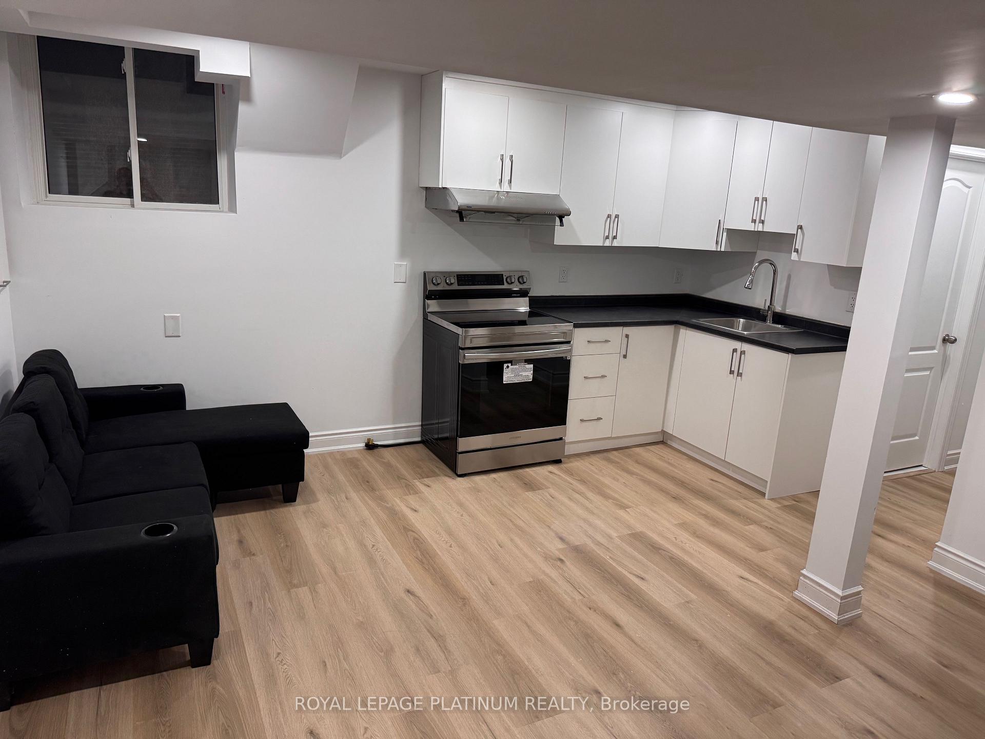 Photo 6 of 617 Windflower Crescent, Kitchener — HOMEH