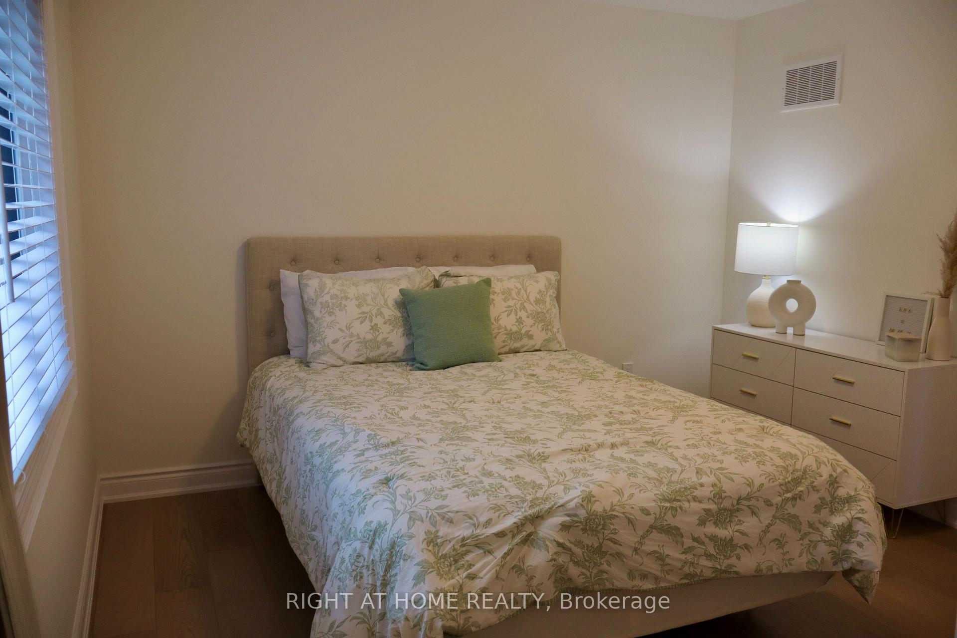 Photo 27 of 1373 Blackmore Street, Innisfil, Alcona — HOMEH