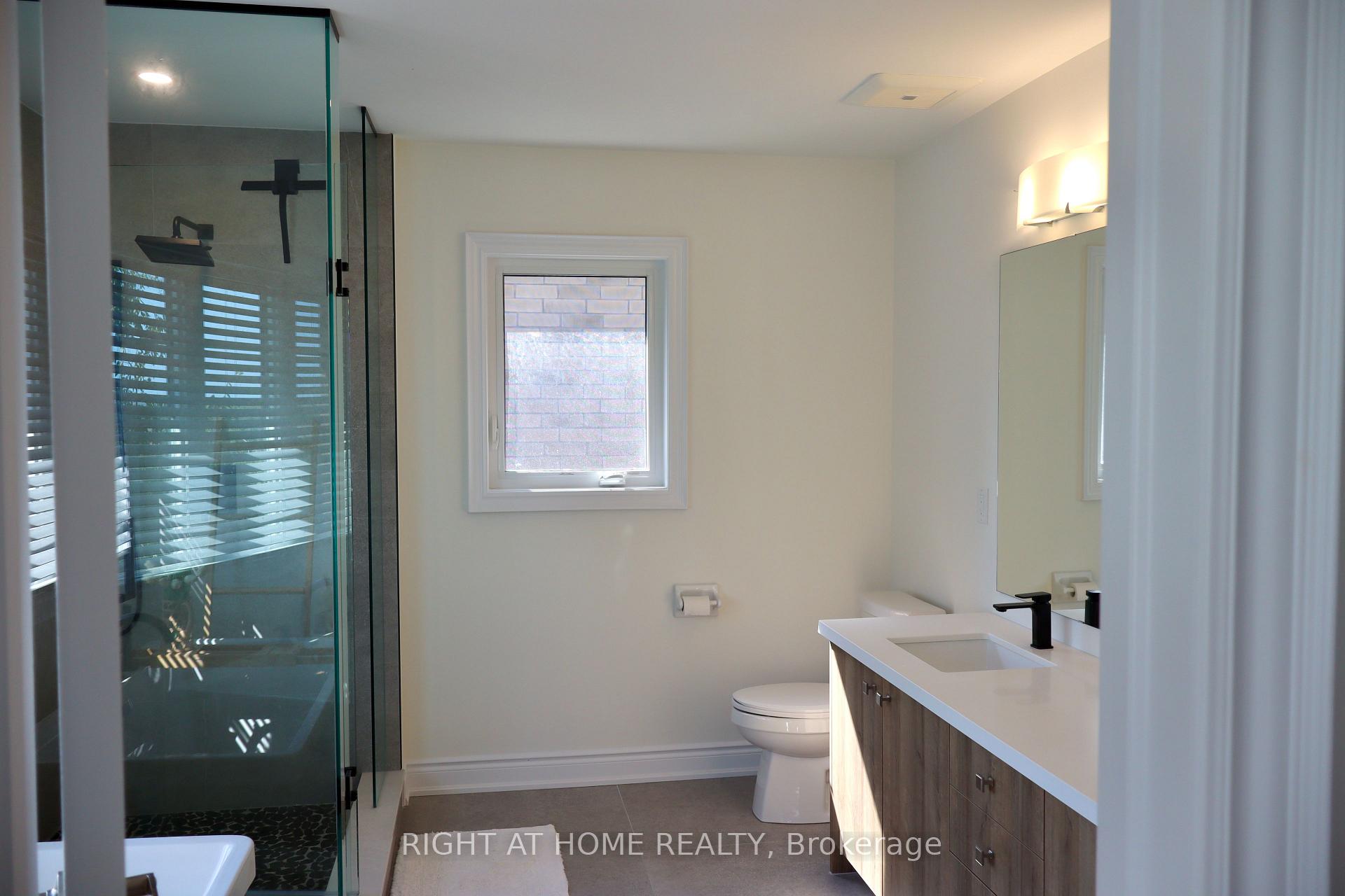 Photo 33 of 1373 Blackmore Street, Innisfil, Alcona — HOMEH
