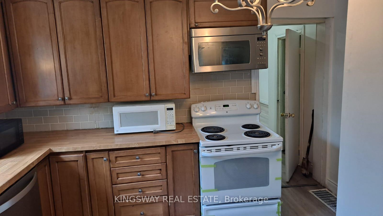 Photo 7 of 147 Harmony Avenue, Hamilton, Homeside — HOMEH