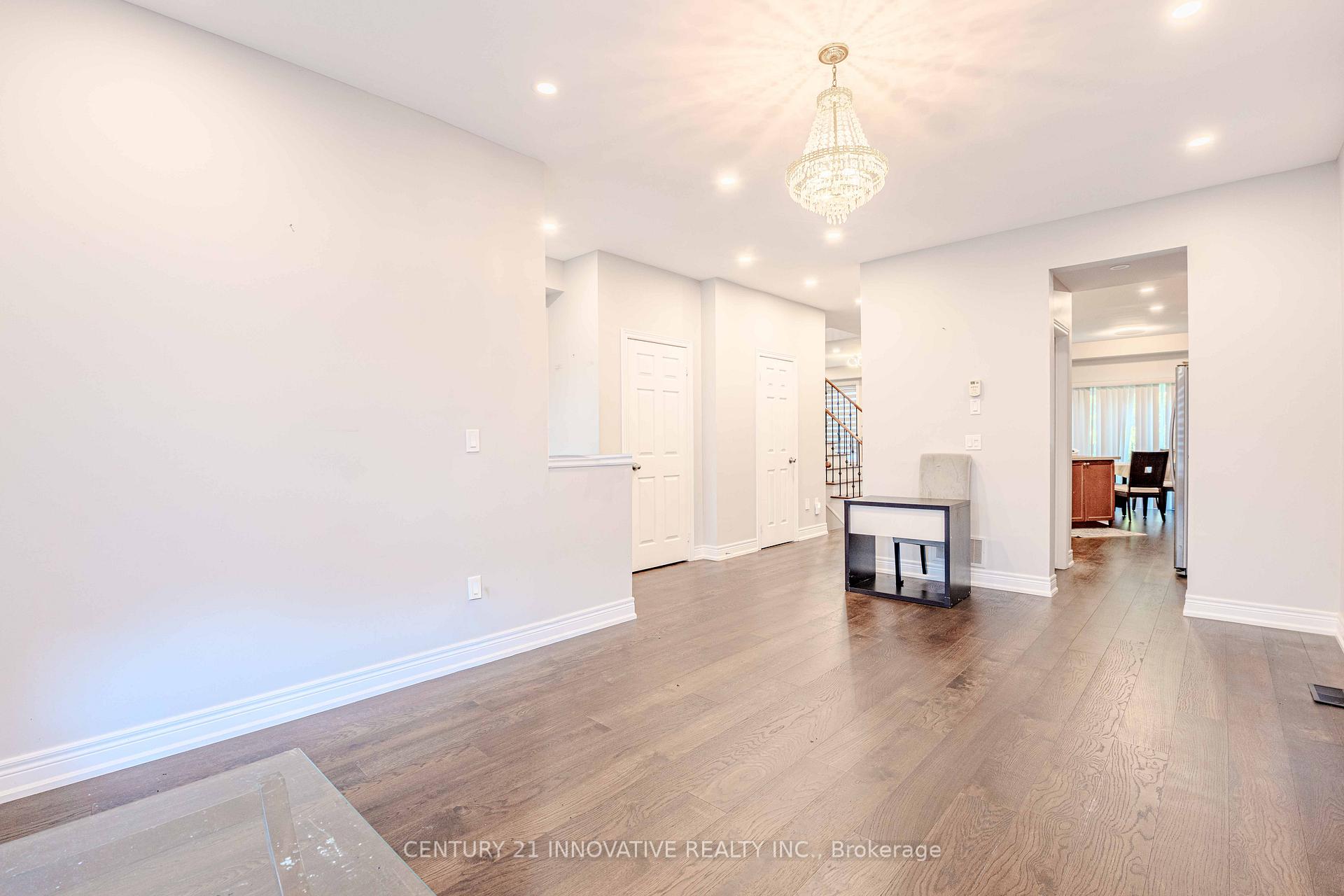 Photo 6 of Unit Upper, 13 Darren Hill Trail, Markham, Greensborough — HOMEH