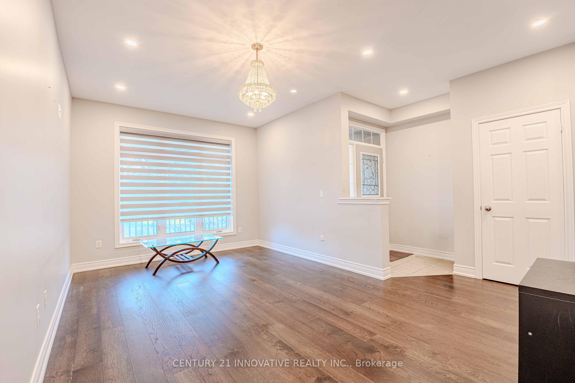 Photo 7 of Unit Upper, 13 Darren Hill Trail, Markham, Greensborough — HOMEH