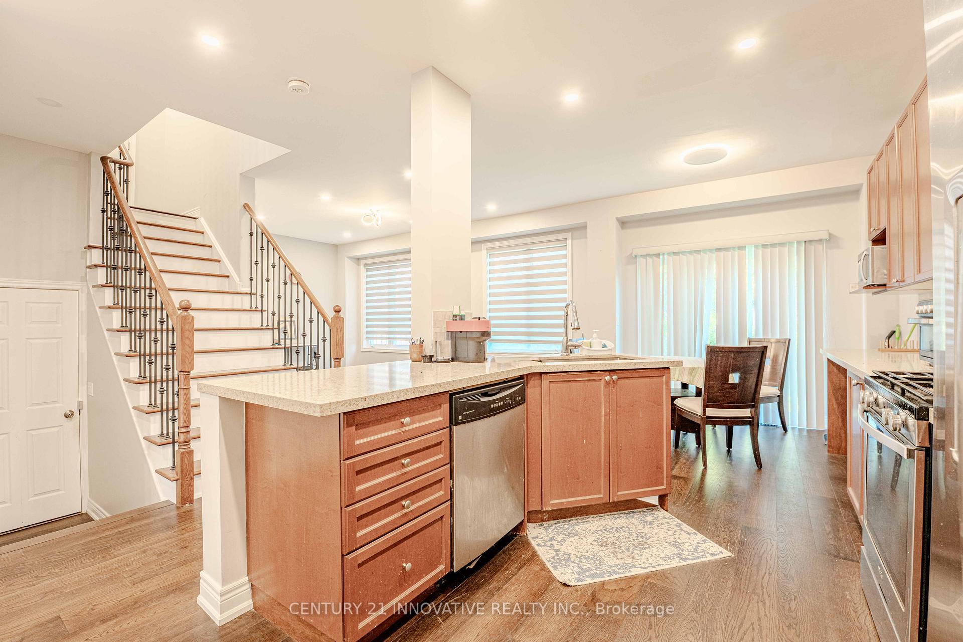 Photo 9 of Unit Upper, 13 Darren Hill Trail, Markham, Greensborough — HOMEH