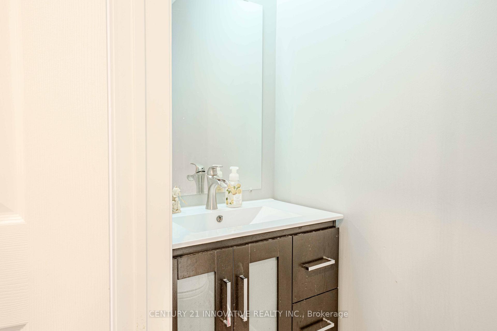 Photo 19 of Unit Upper, 13 Darren Hill Trail, Markham, Greensborough — HOMEH
