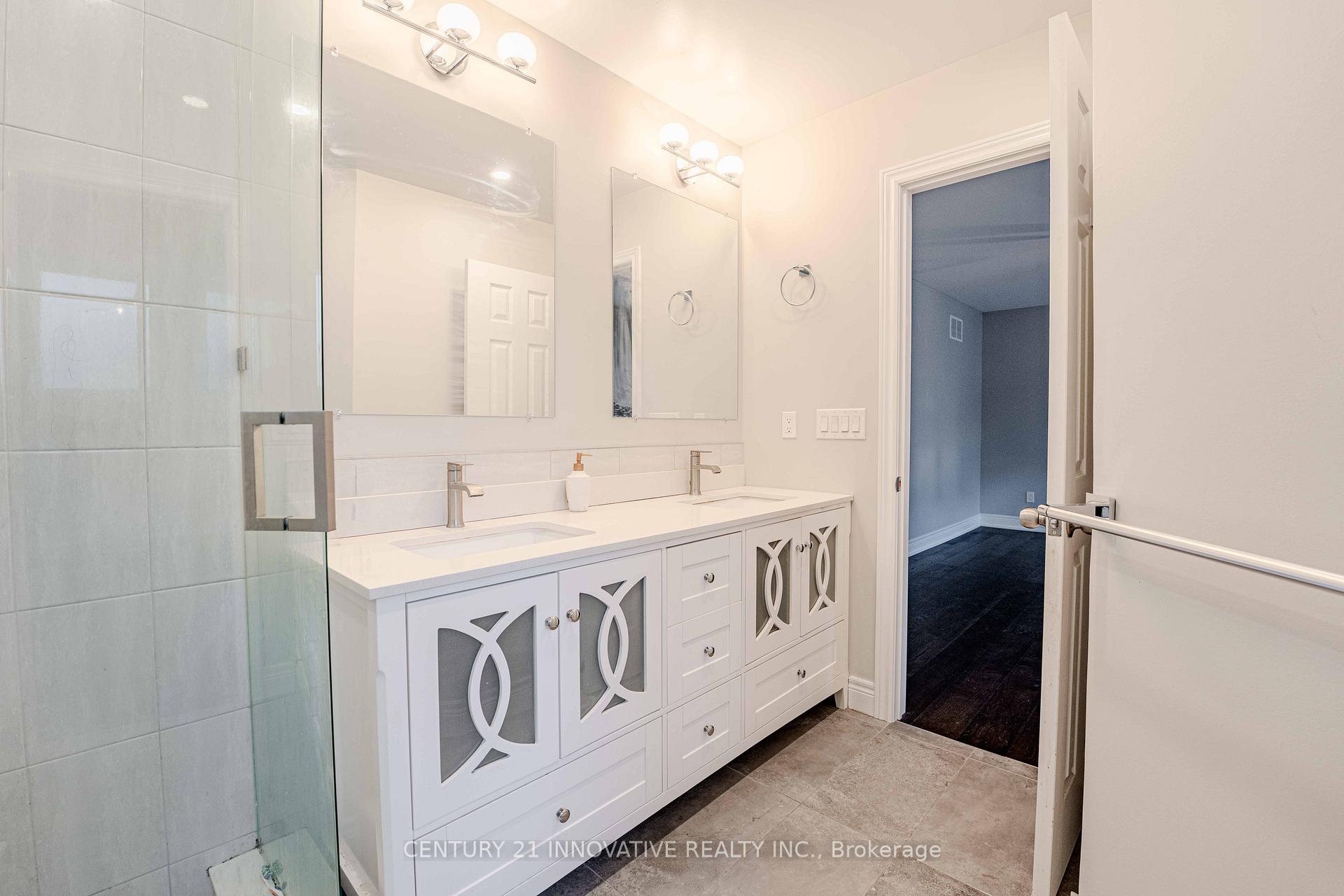 Photo 32 of Unit Upper, 13 Darren Hill Trail, Markham, Greensborough — HOMEH