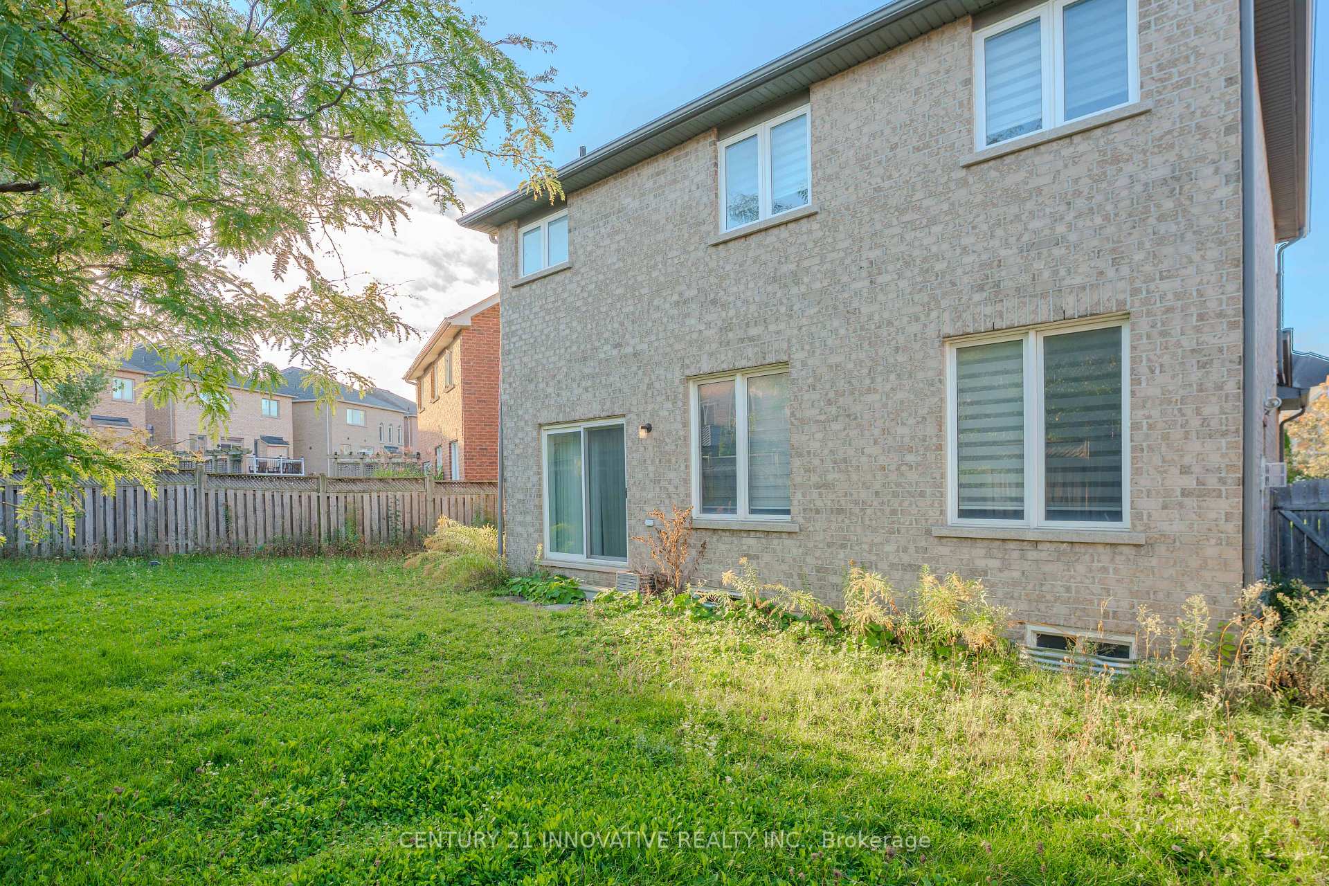 Photo 33 of Unit Upper, 13 Darren Hill Trail, Markham, Greensborough — HOMEH