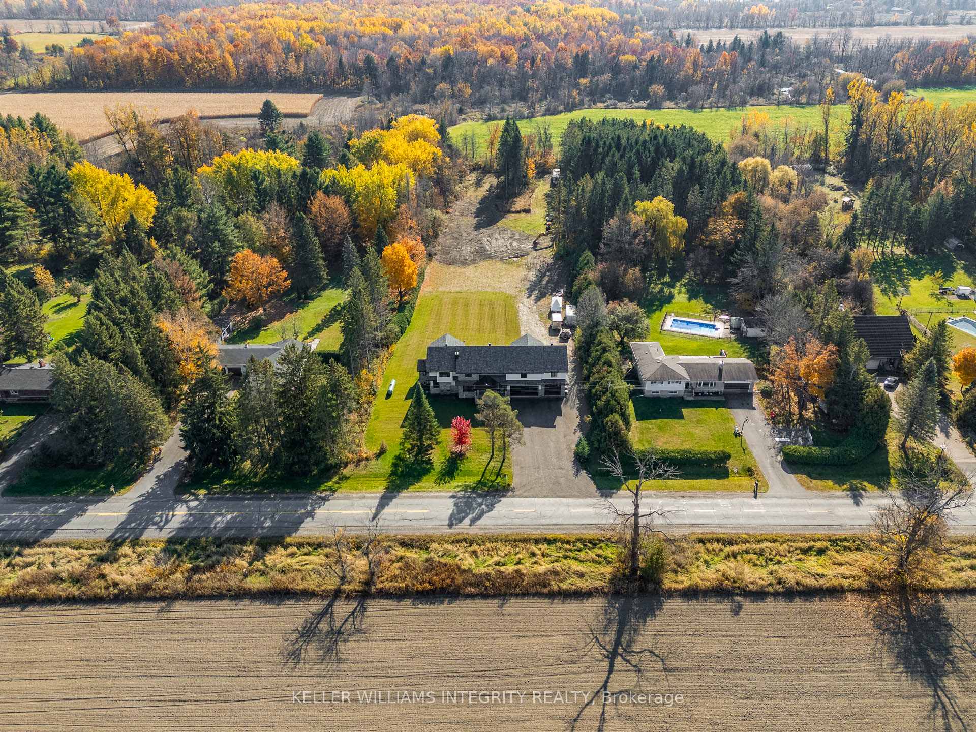 Photo 29 of 1590 Century Road E, Ottawa, Manotick South to Roger Stevens — HOMEH