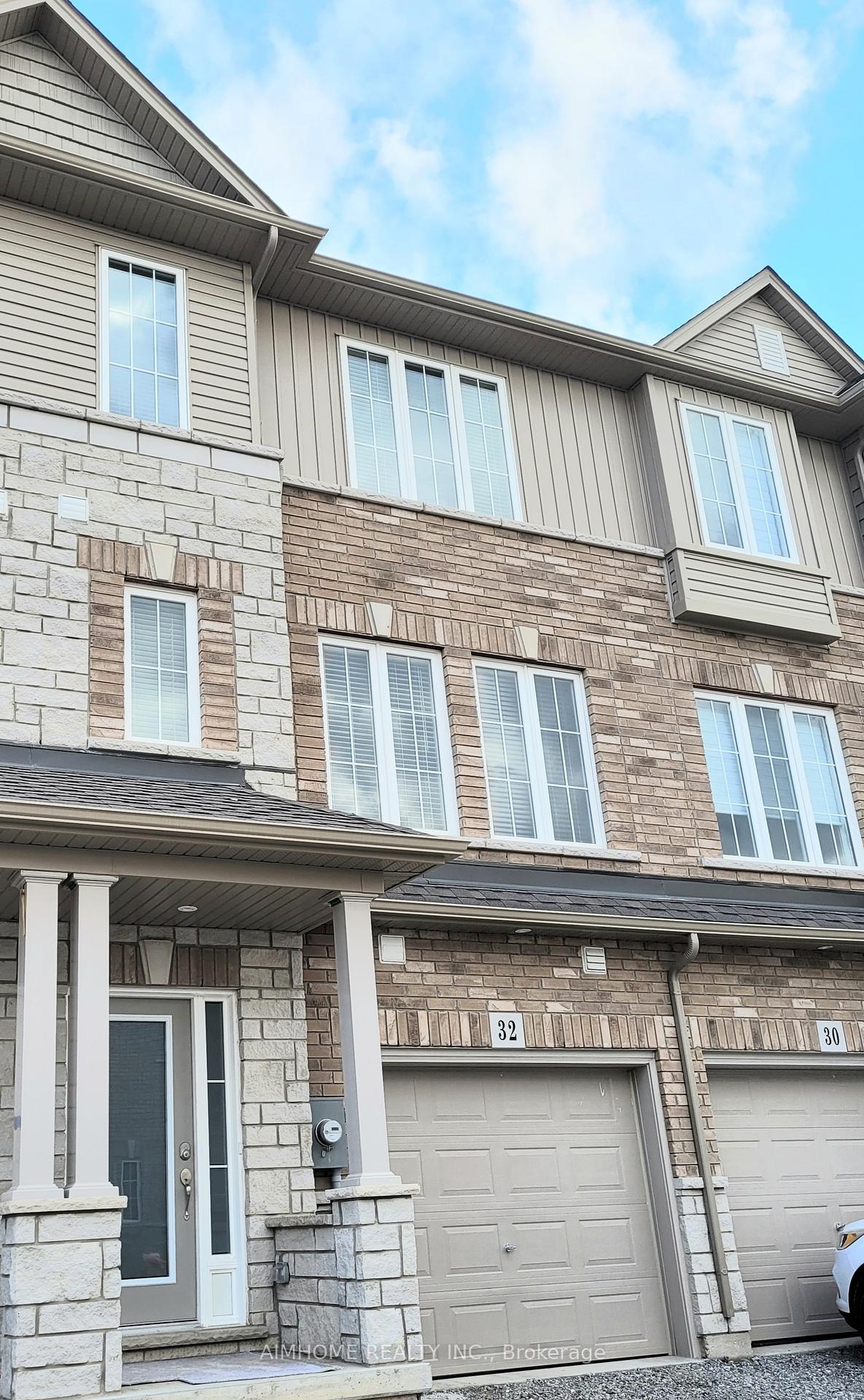 Photo 1 of 32 Canary Grass Boulevard, Hamilton, Hannon — HOMEH