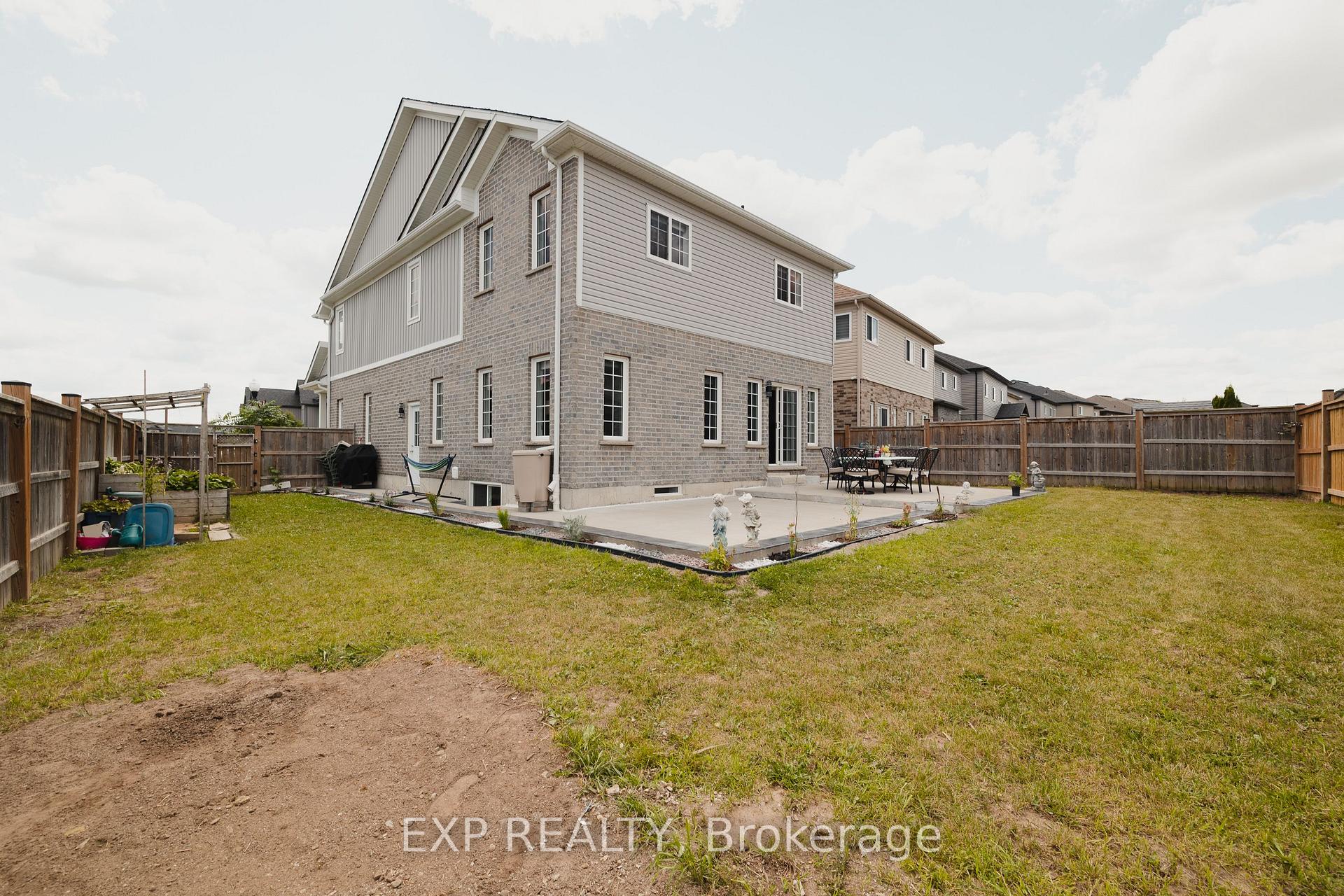 Photo 32 of 2 Wildflower Street, Kitchener — HOMEH