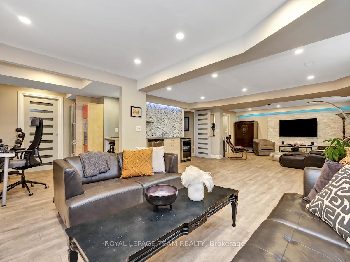 Photo 33 of 240 Escarpment Crescent, Ottawa, Kanata - Kanata Lakes/Heritage Hills — HOMEH