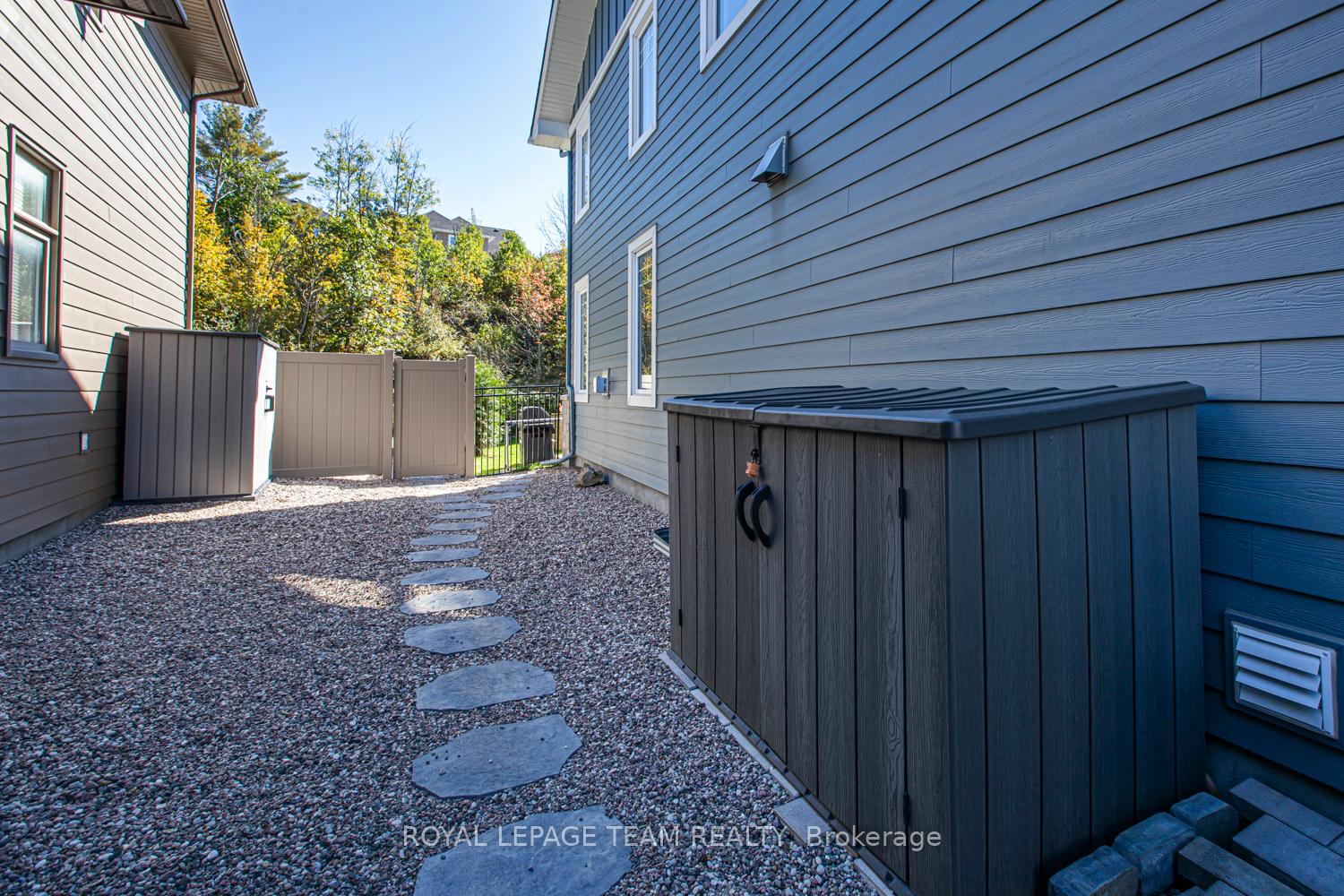 Photo 44 of 240 Escarpment Crescent, Ottawa, Kanata - Kanata Lakes/Heritage Hills — HOMEH