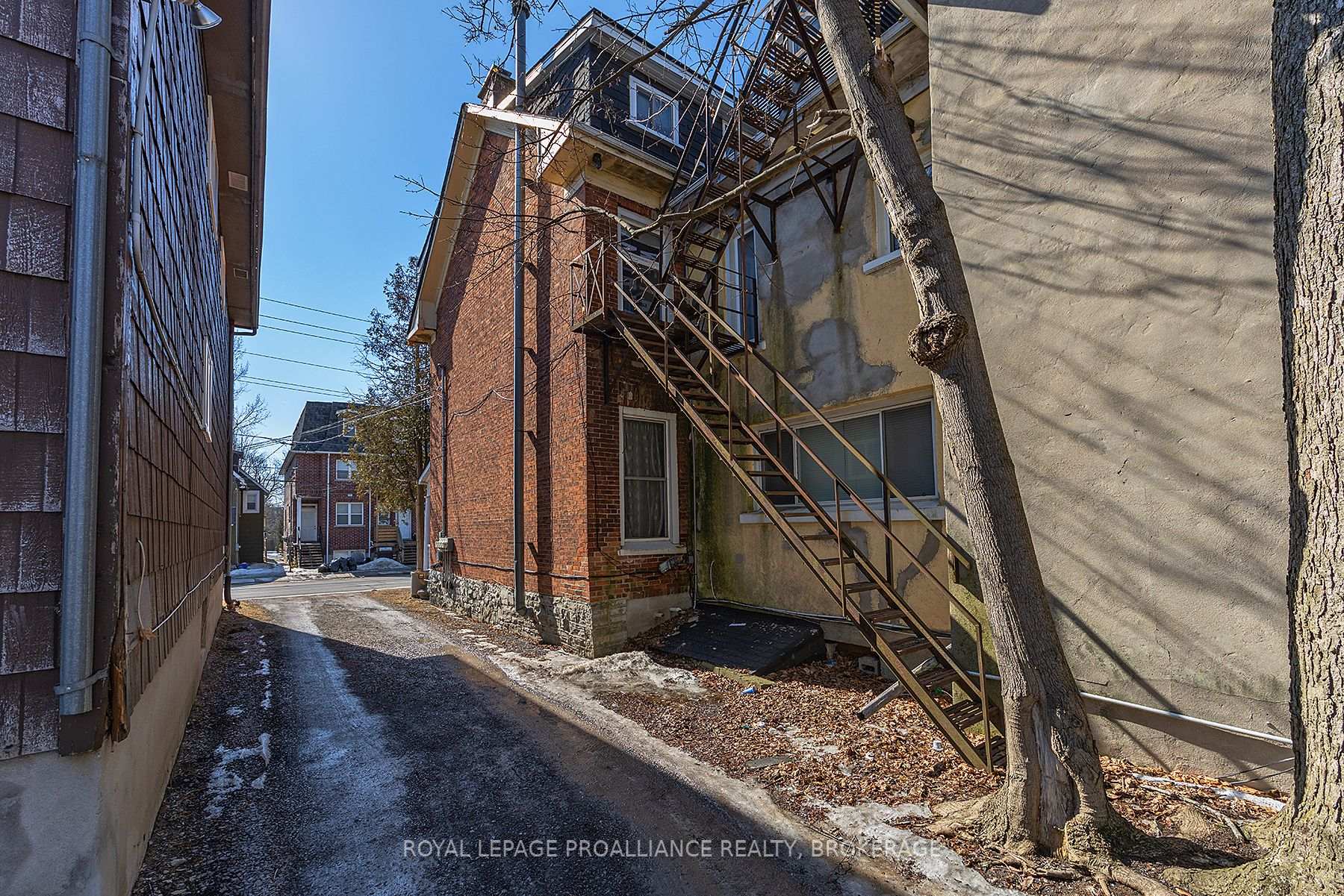 Photo 5 of 521 Johnson Street, Kingston, Central City East — HOMEH