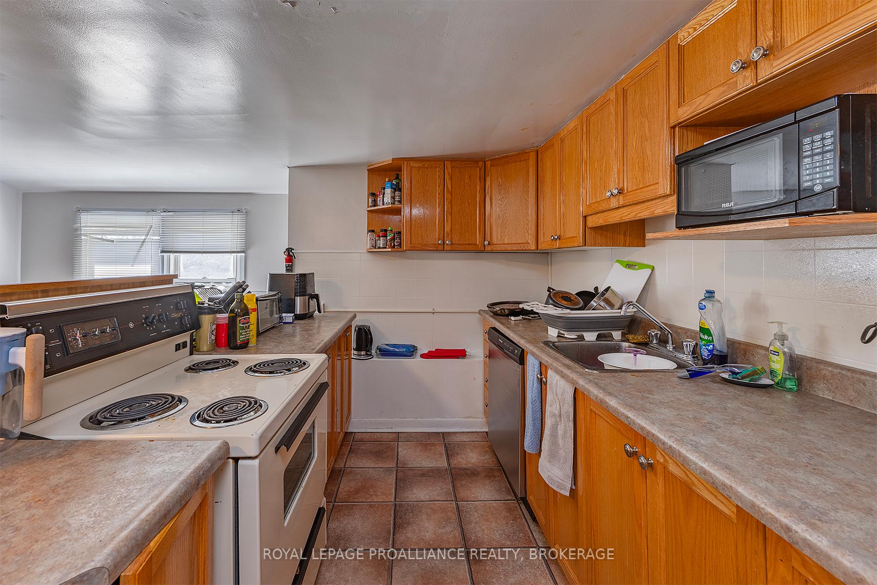 Photo 19 of 521 Johnson Street, Kingston, Central City East — HOMEH