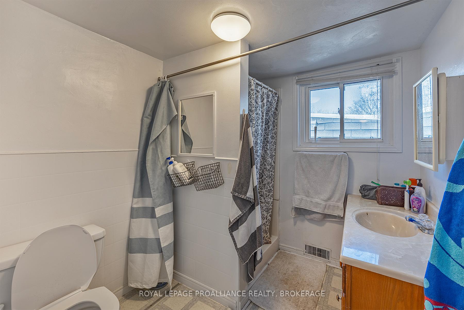 Photo 20 of 521 Johnson Street, Kingston, Central City East — HOMEH