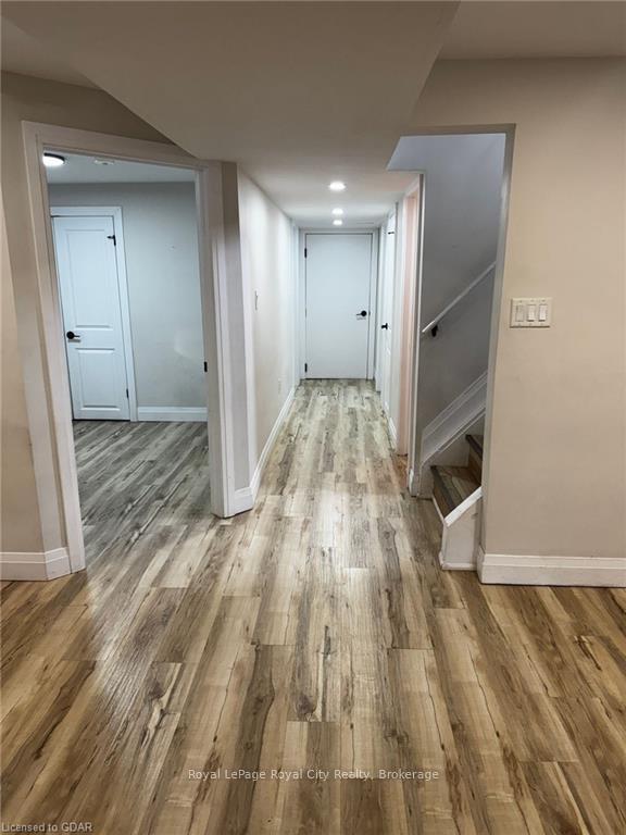 Photo 2 of 186 Natchez Road, Kitchener — HOMEH