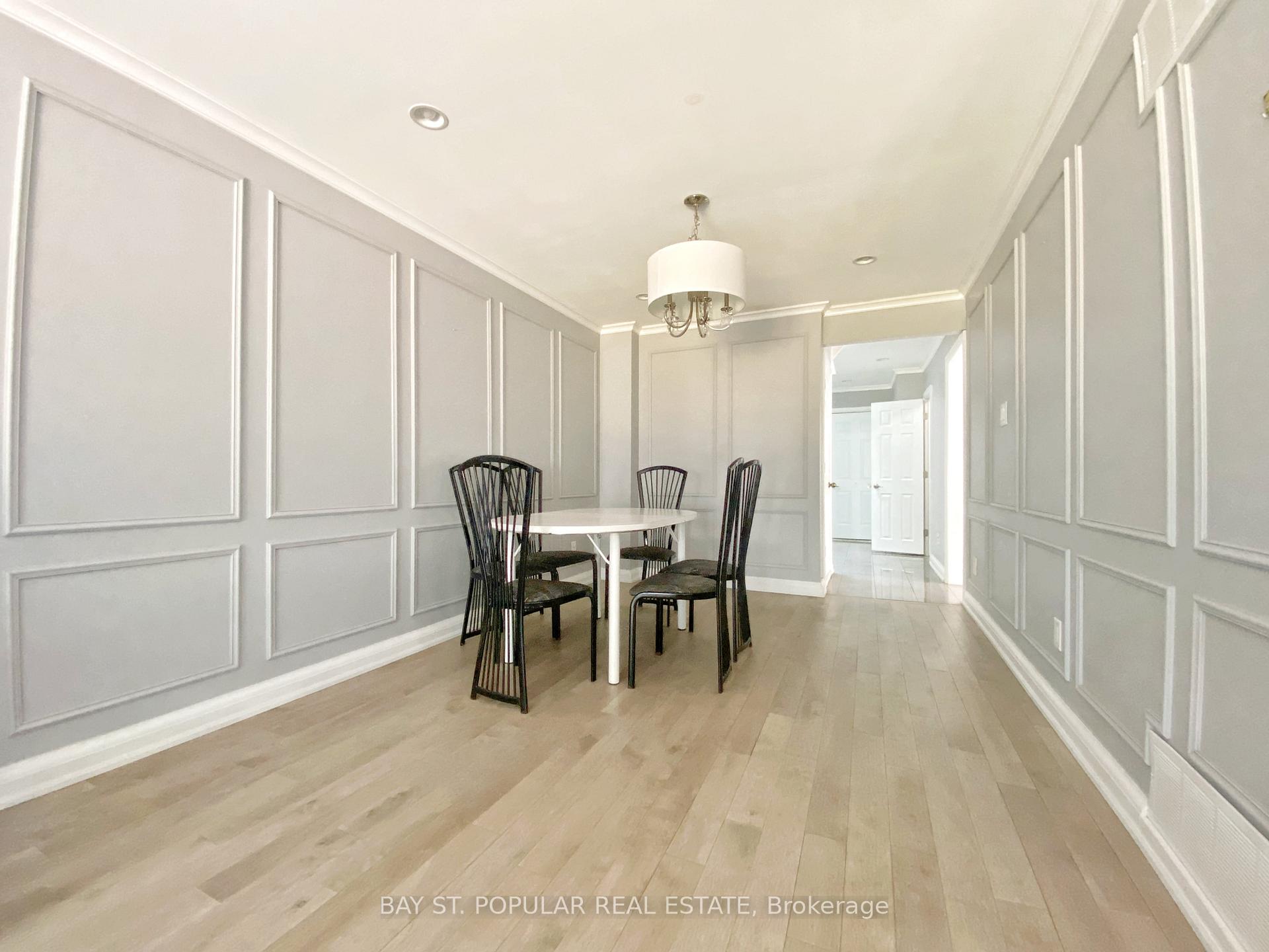 Photo 5 of 54 Charles Alfred Crescent, Markham, Middlefield — HOMEH