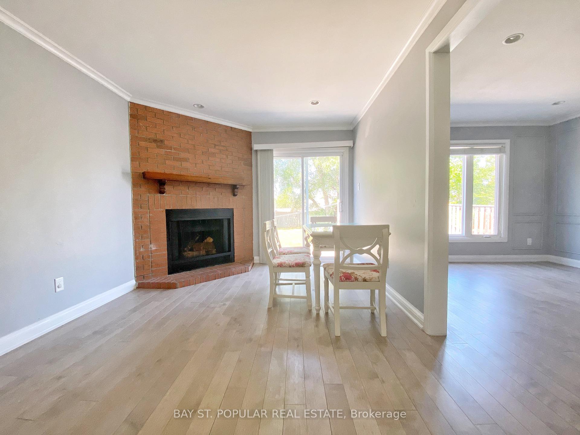 Photo 12 of 54 Charles Alfred Crescent, Markham, Middlefield — HOMEH
