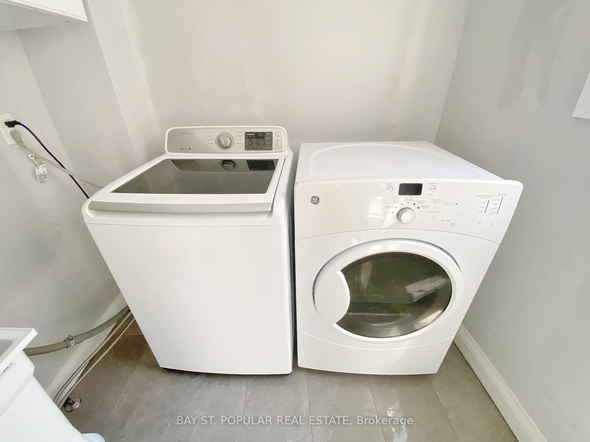 Photo 16 of 54 Charles Alfred Crescent, Markham, Middlefield — HOMEH