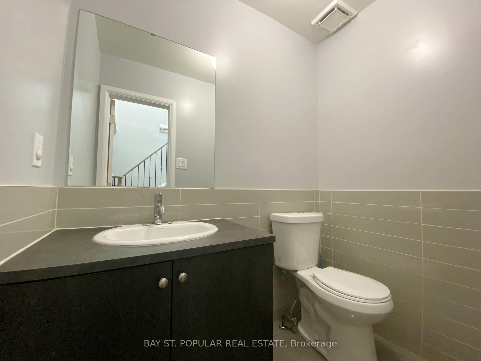 Photo 17 of 54 Charles Alfred Crescent, Markham, Middlefield — HOMEH