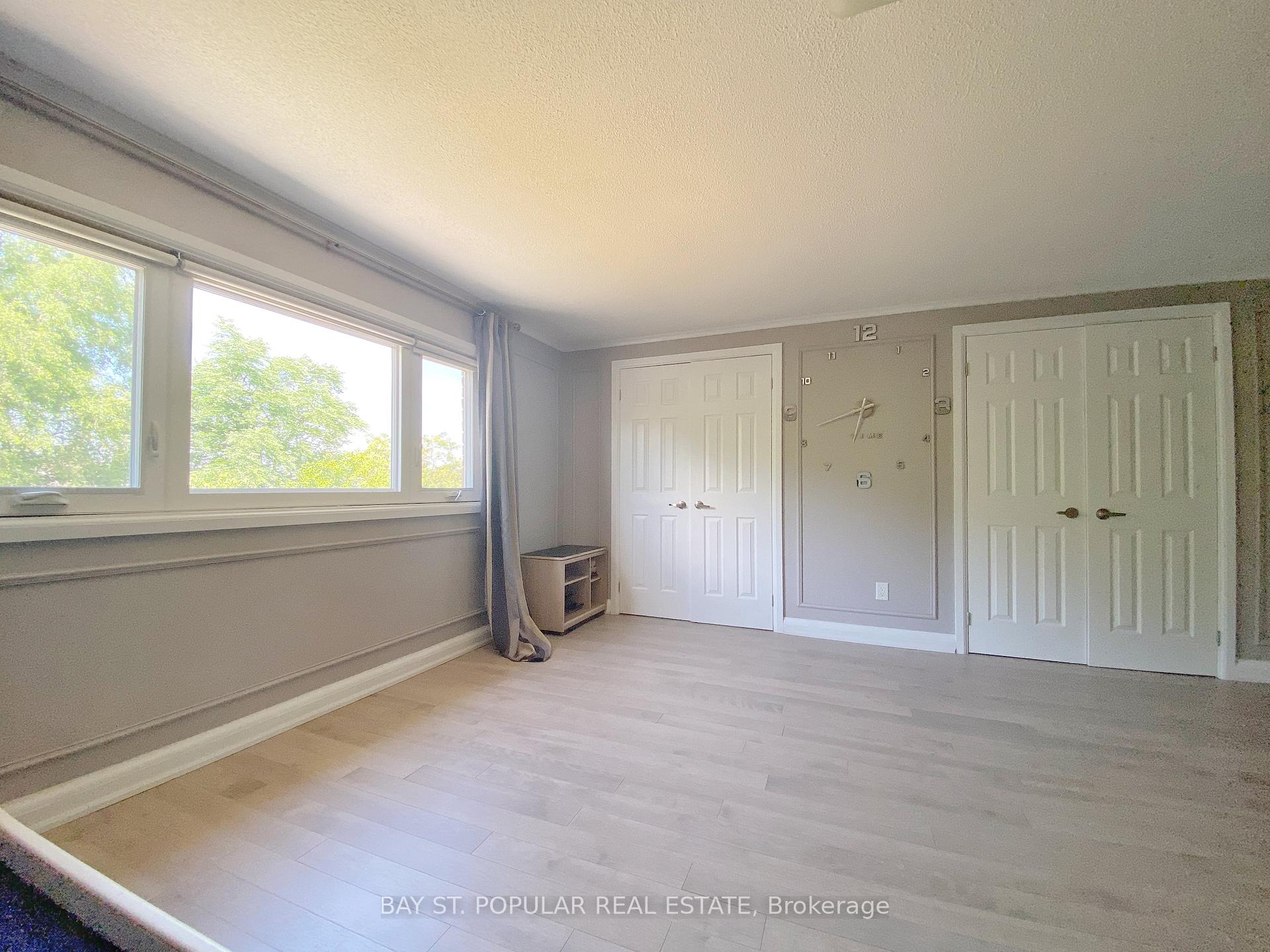 Photo 22 of 54 Charles Alfred Crescent, Markham, Middlefield — HOMEH