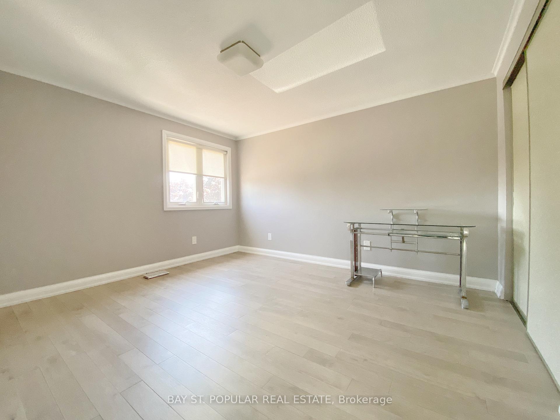 Photo 30 of 54 Charles Alfred Crescent, Markham, Middlefield — HOMEH