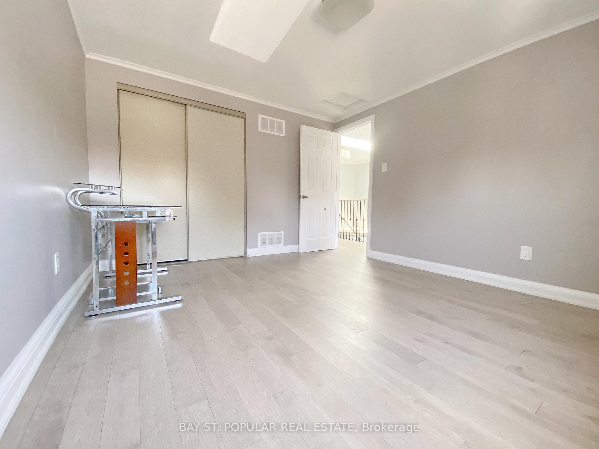 Photo 31 of 54 Charles Alfred Crescent, Markham, Middlefield — HOMEH