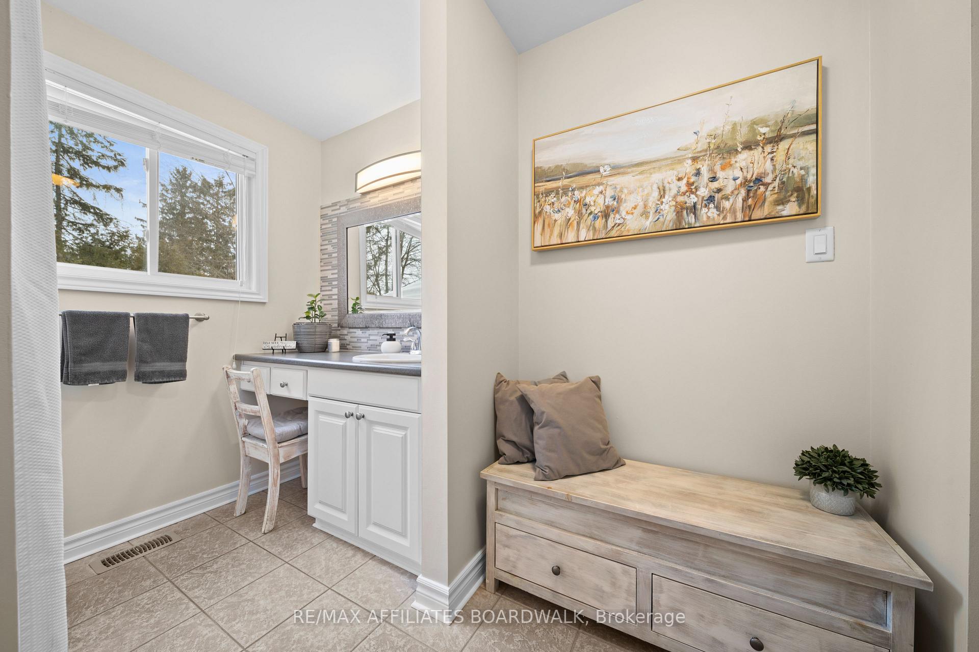 Photo 26 of 5450 Riverside Crescent, Ottawa, Manotick Long Island & Nicholls Island — HOMEH