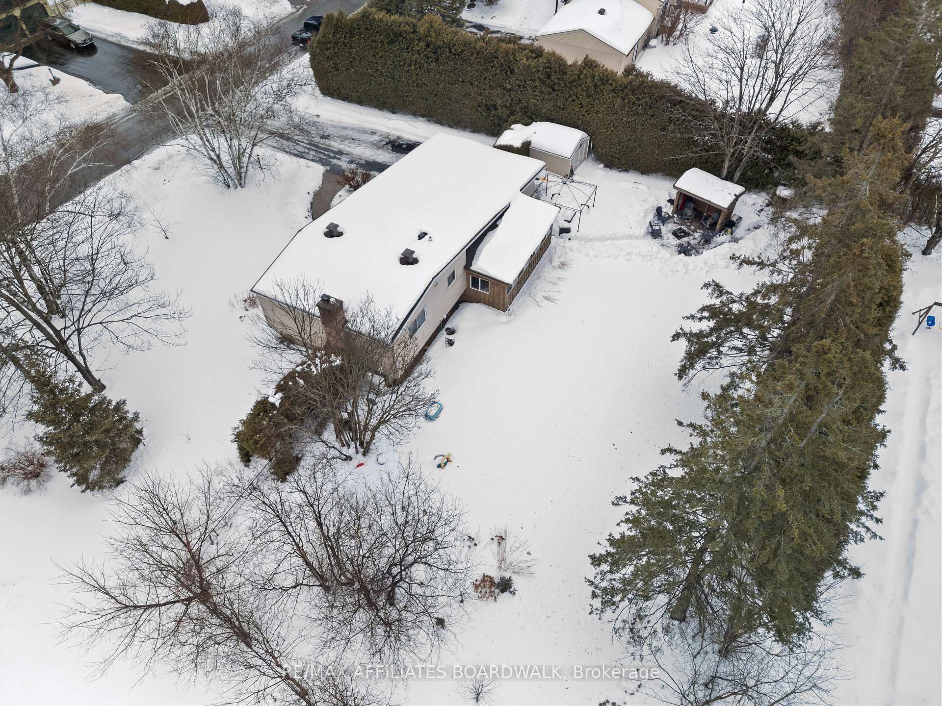 Photo 37 of 5450 Riverside Crescent, Ottawa, Manotick Long Island & Nicholls Island — HOMEH