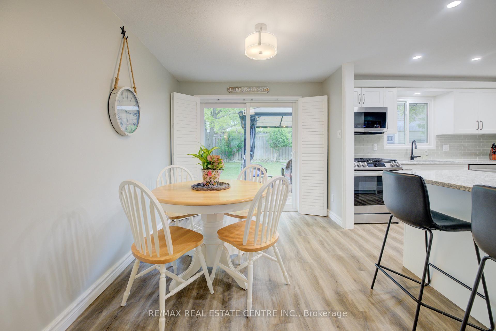 Photo 10 of 96 Manor Drive, Kitchener — HOMEH