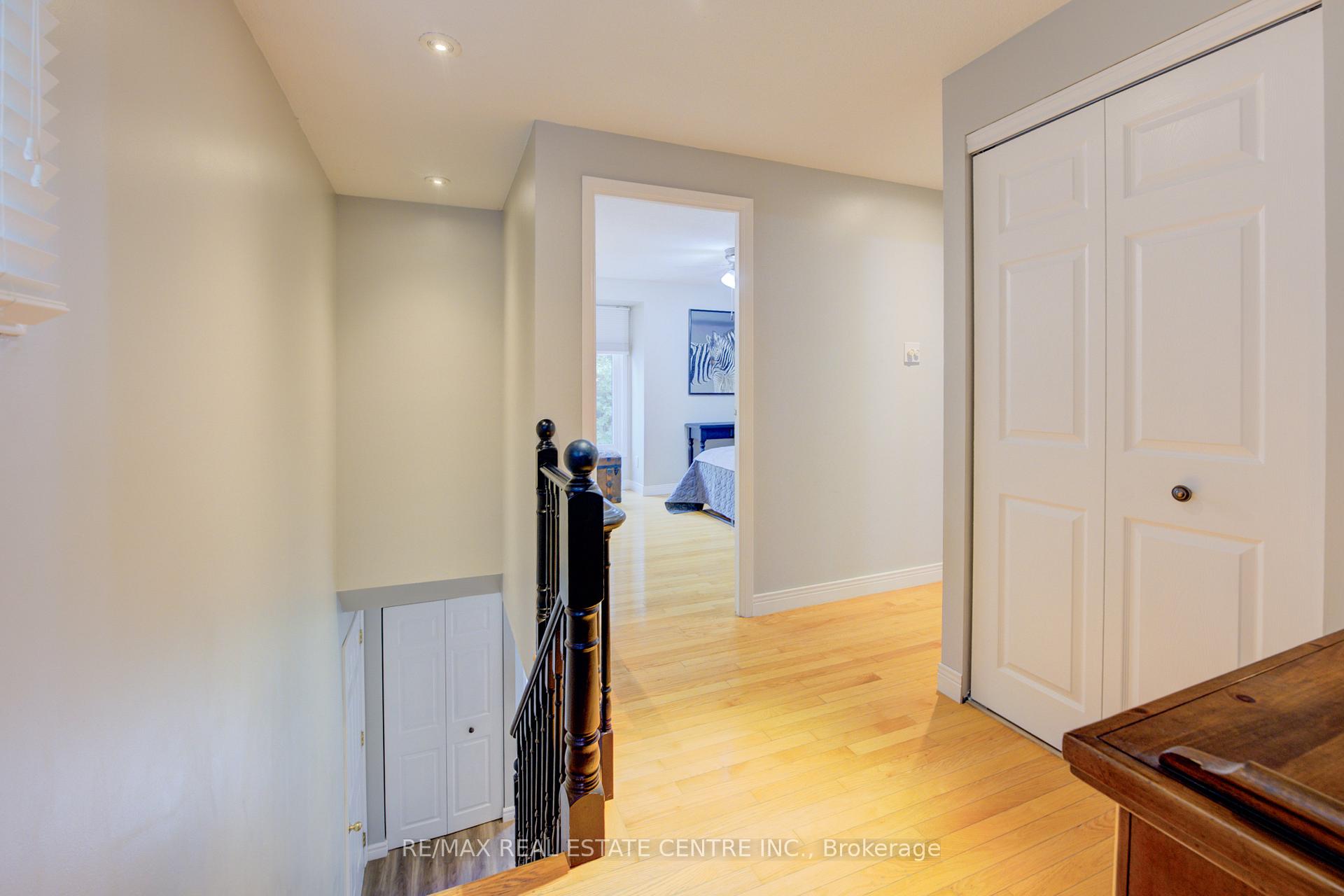 Photo 22 of 96 Manor Drive, Kitchener — HOMEH