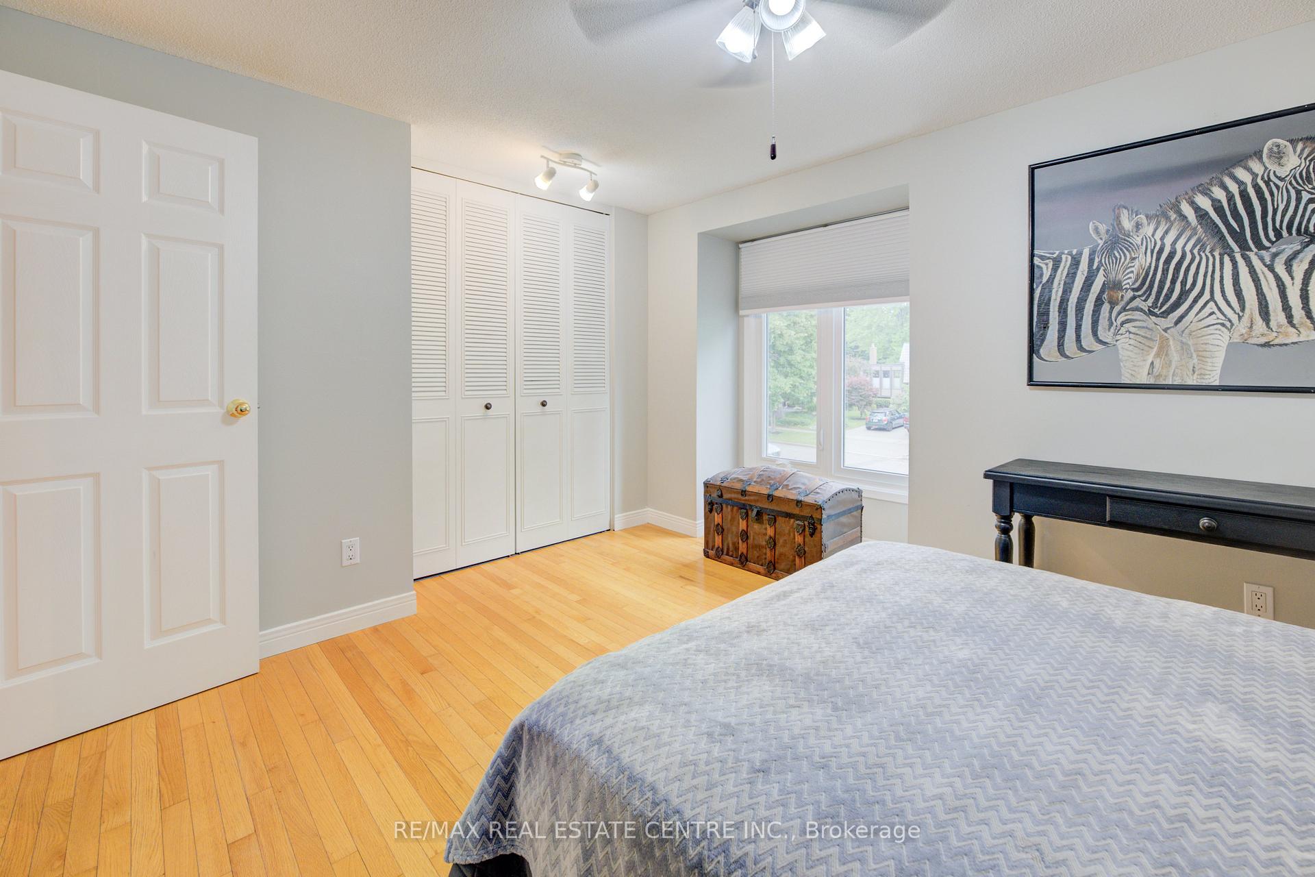 Photo 25 of 96 Manor Drive, Kitchener — HOMEH