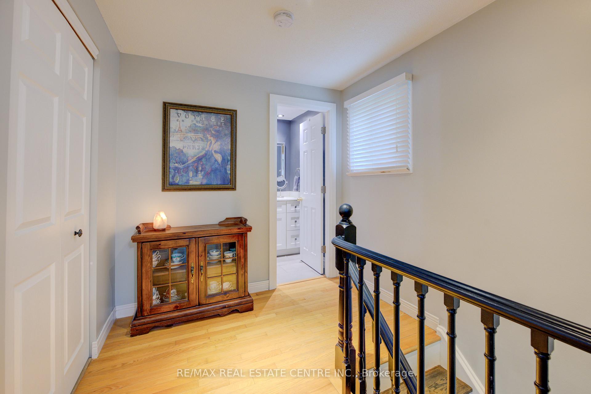 Photo 26 of 96 Manor Drive, Kitchener — HOMEH