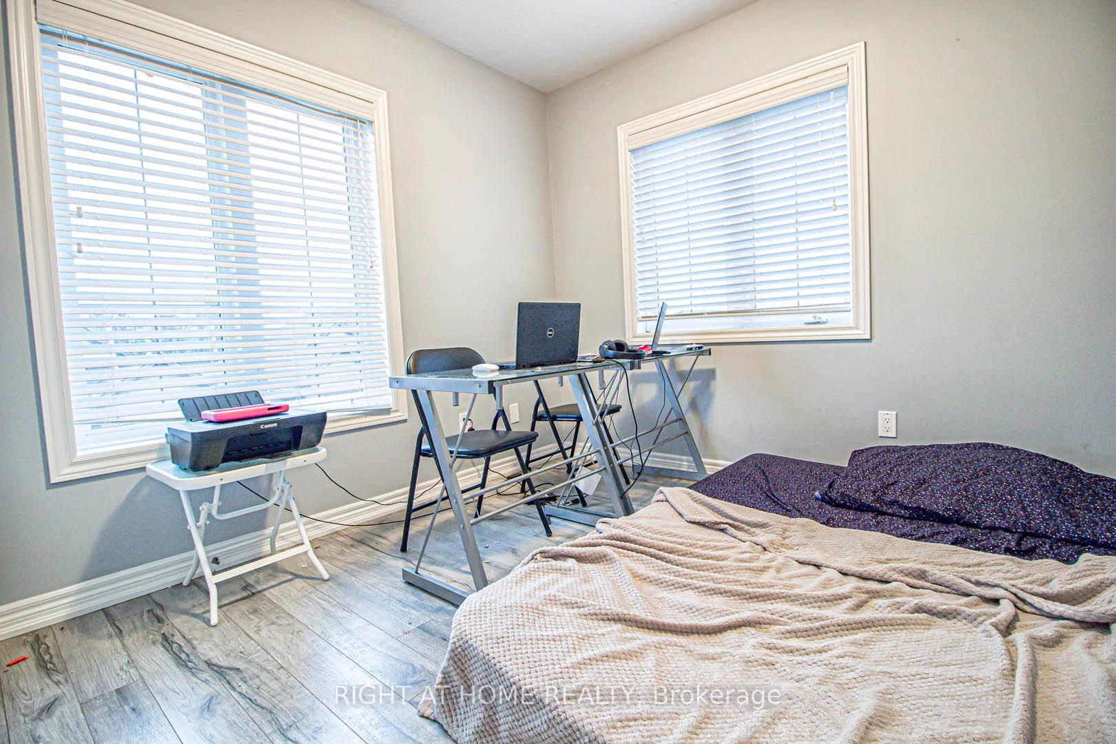 Photo 8 of 13 Waterview Drive, Hamilton, Lakeshore — HOMEH